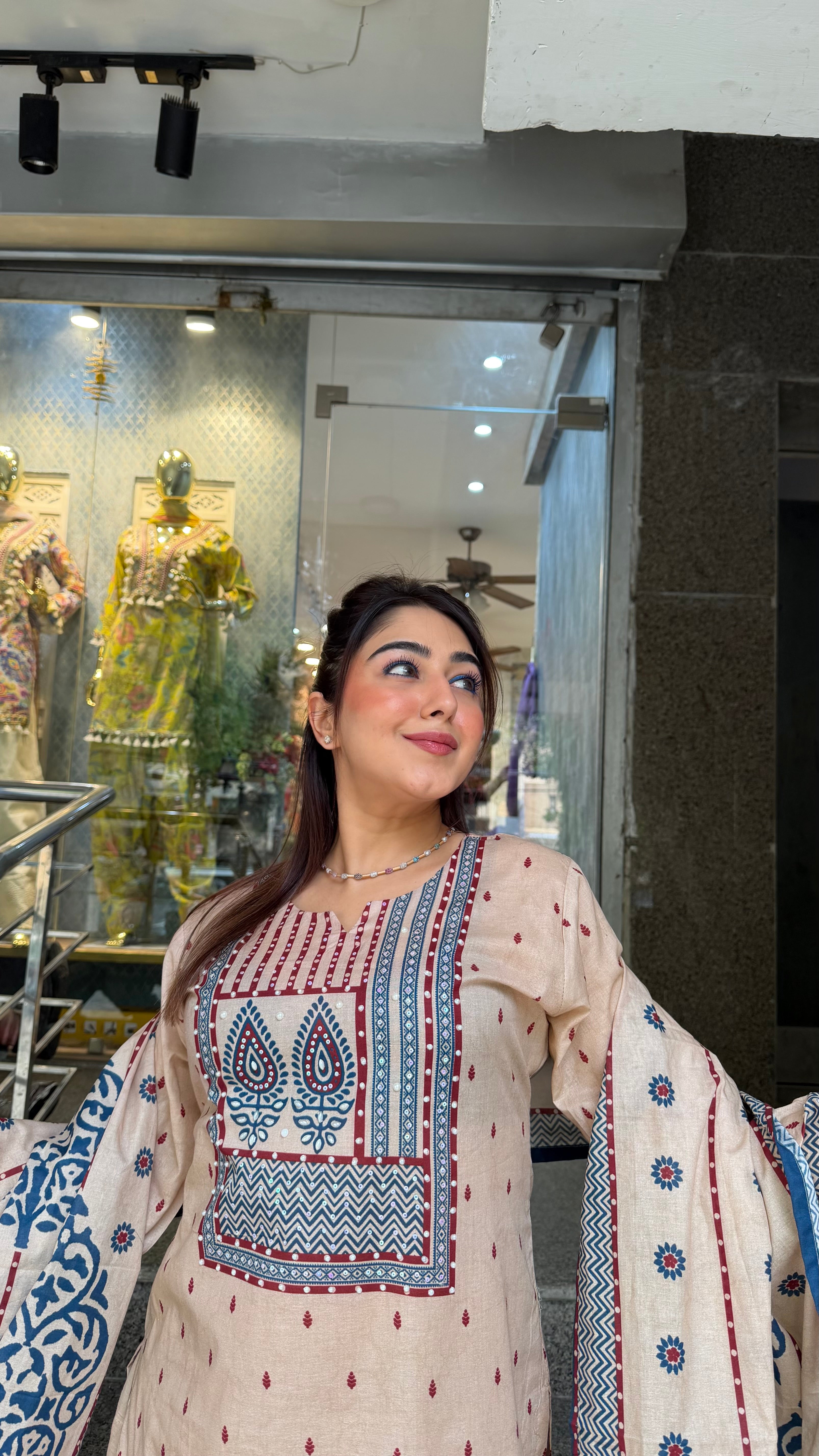 The Kari Farshi