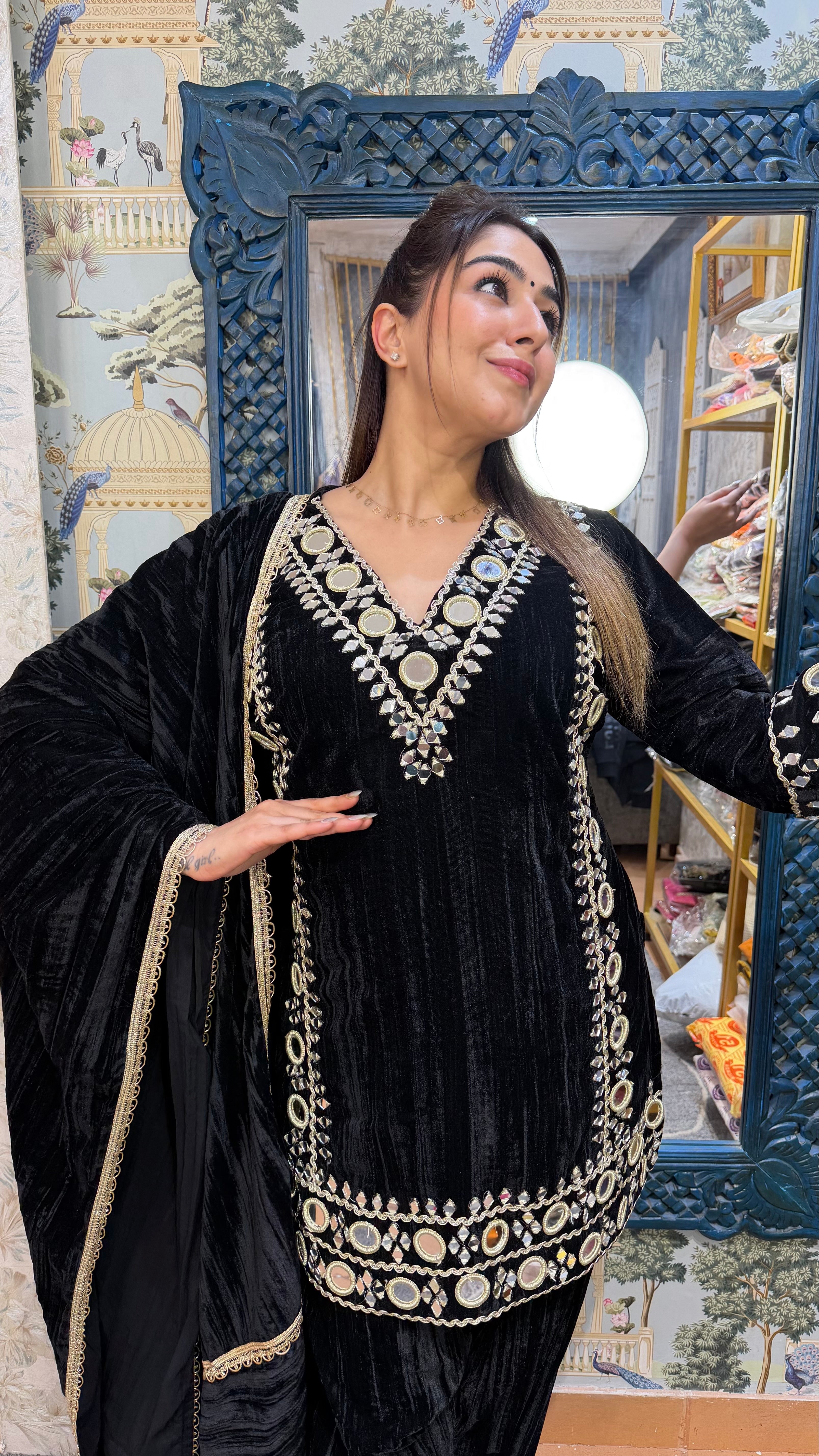 The Heera Velvet Farshi