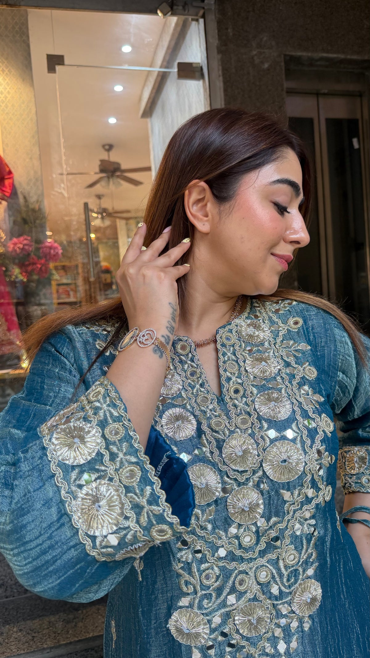 THE BIJLI LONG SET