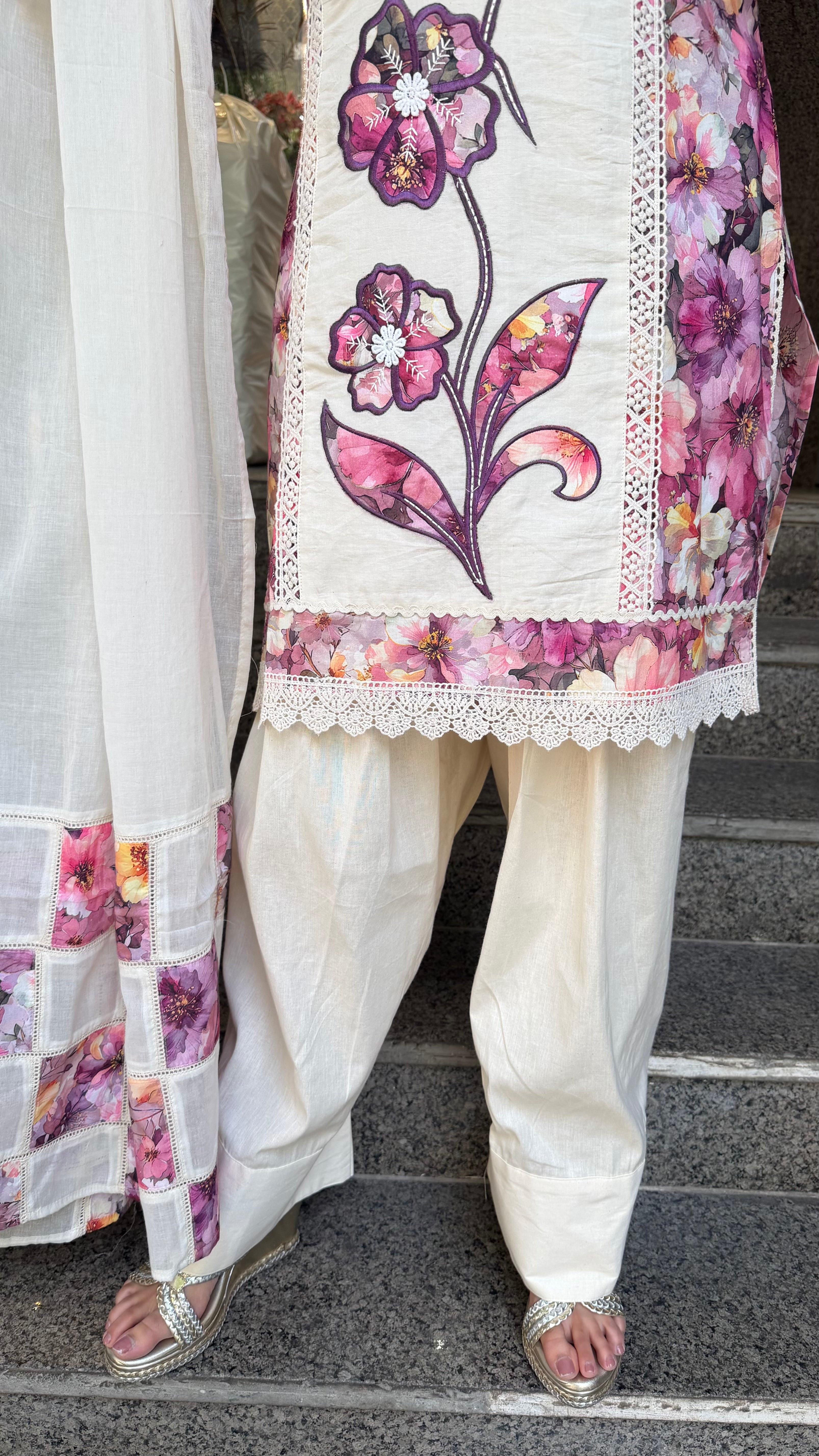 The Champa Farshi Set