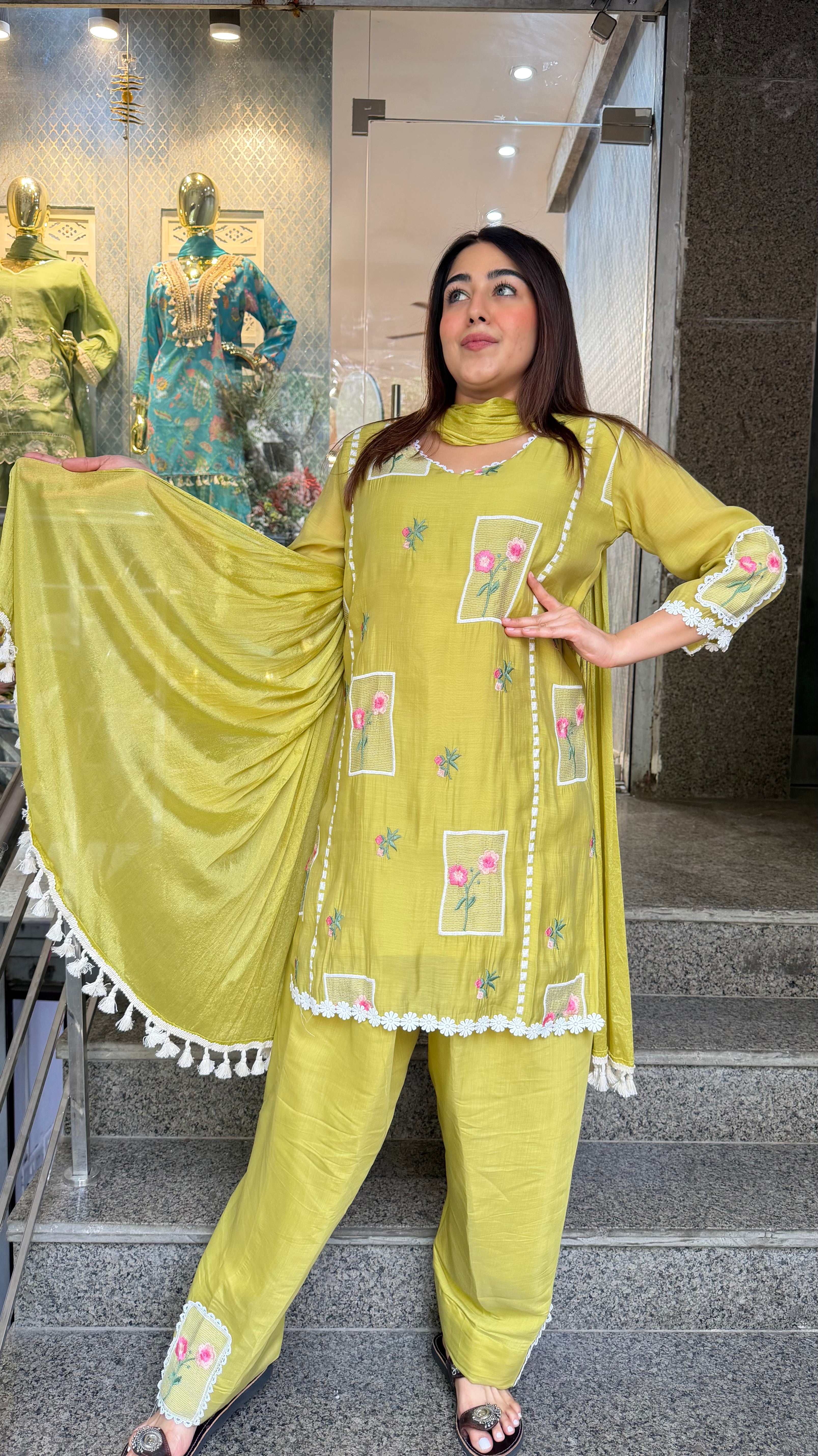 The Mahi-ve Farshi