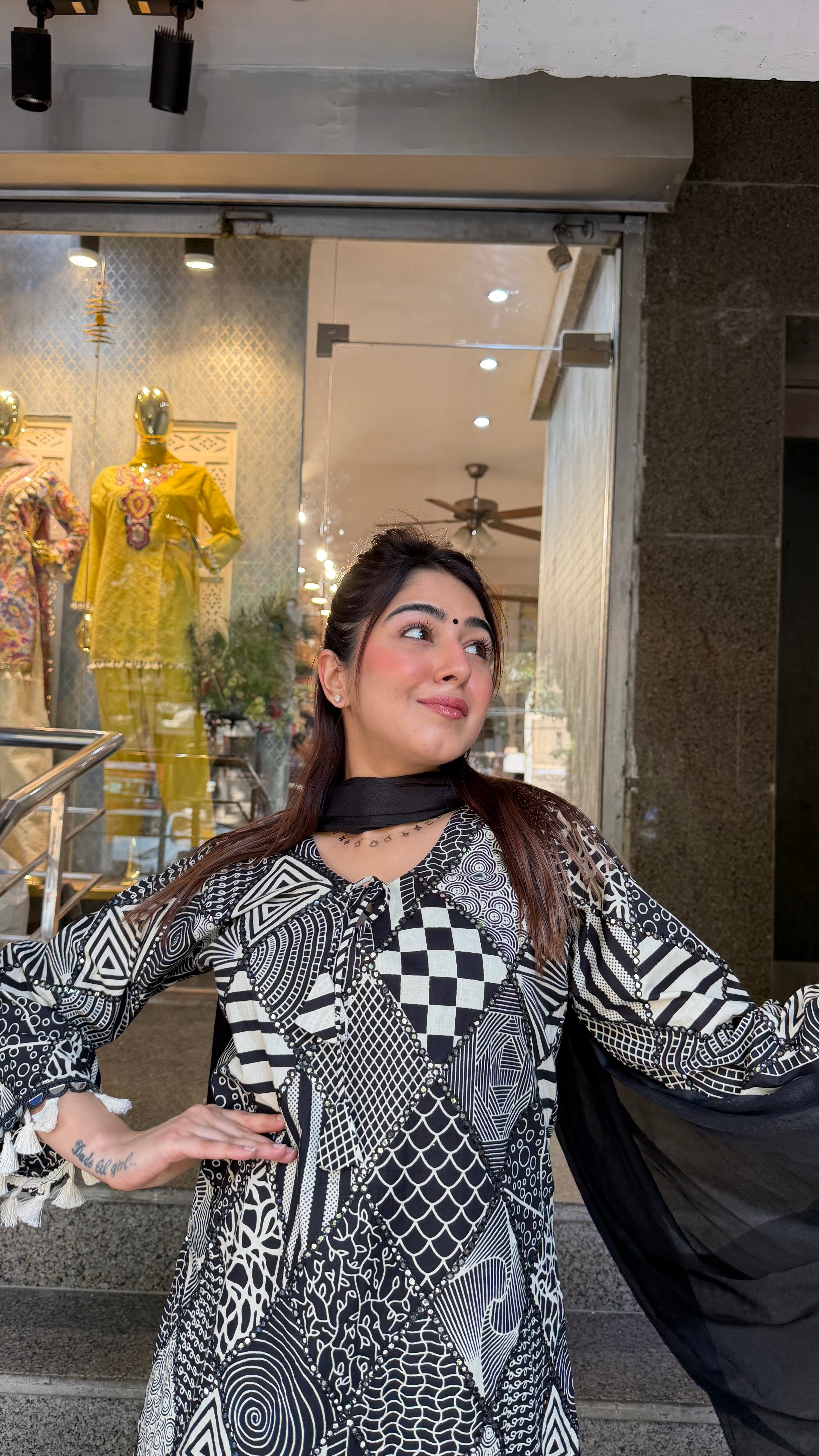 The Zeenat Farshi