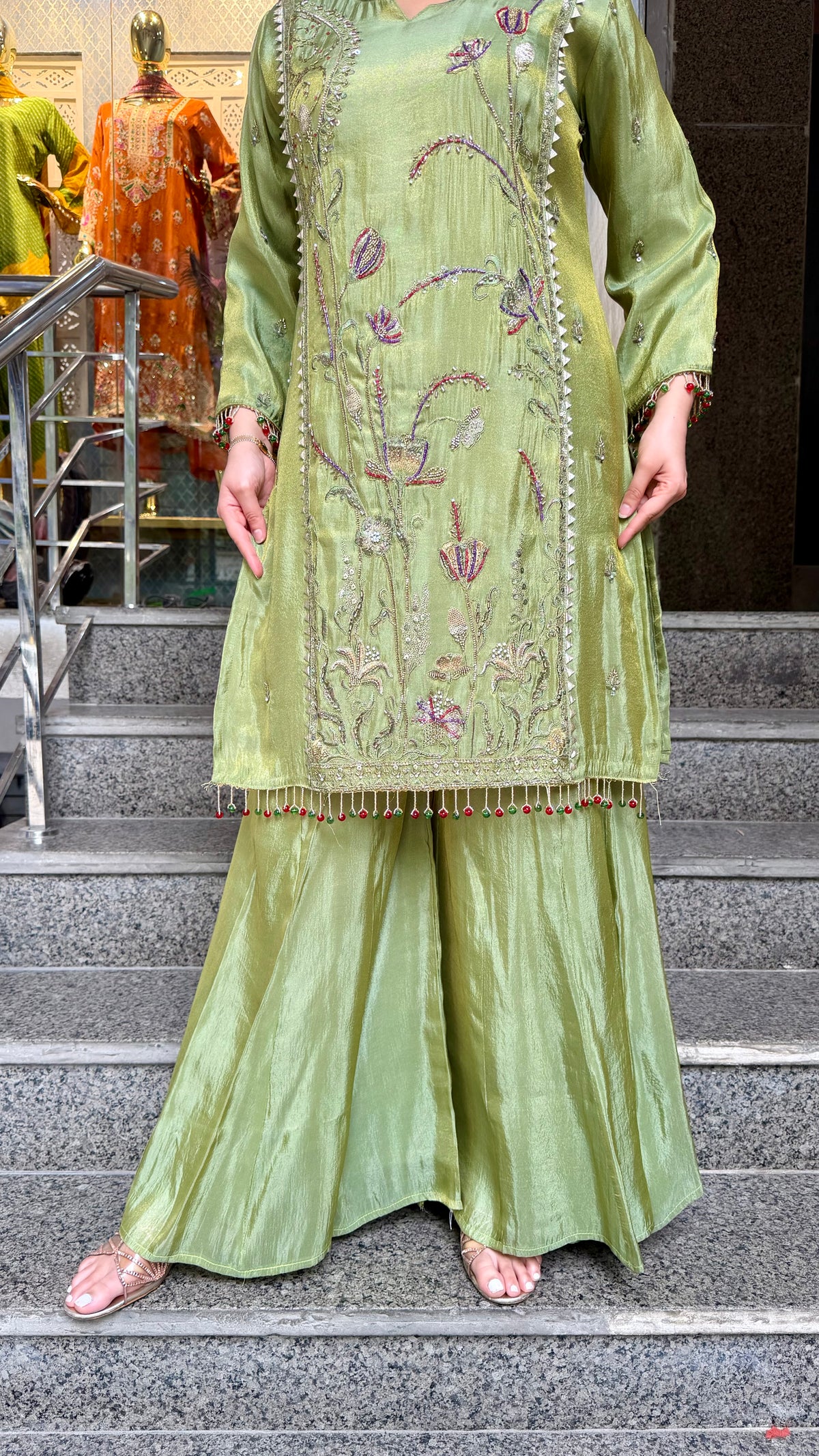 THE PANKHUDI SHARARA