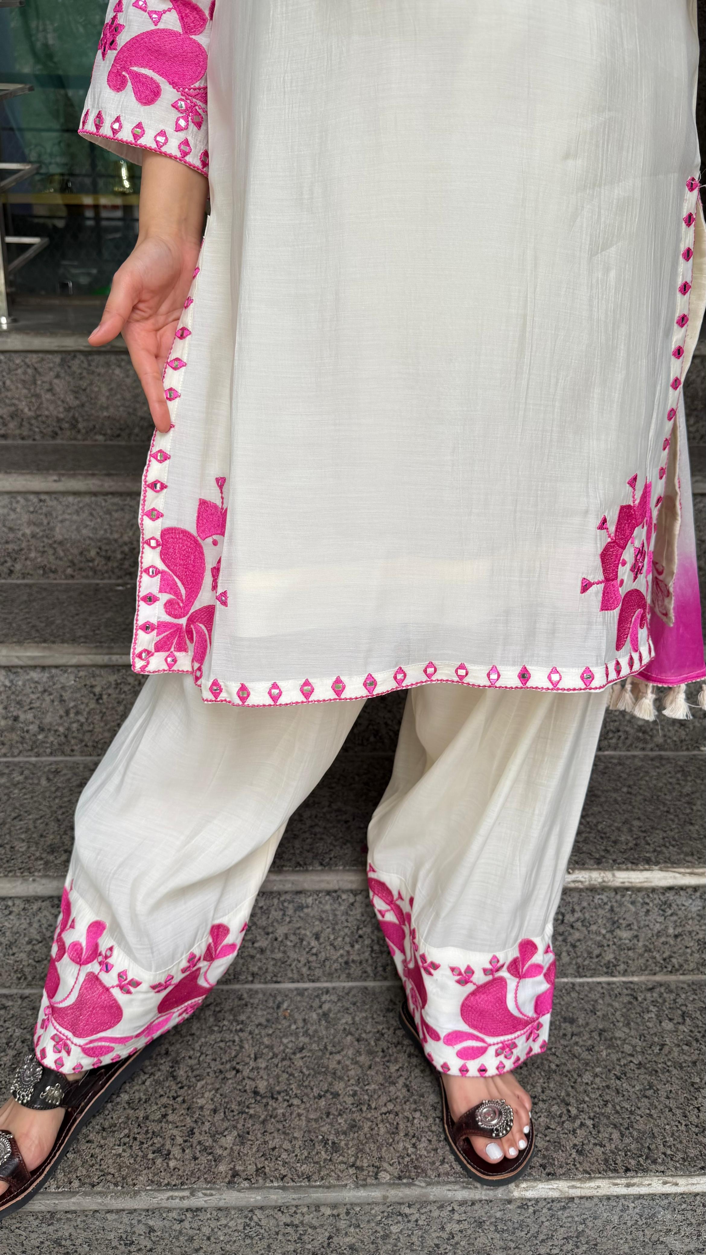 The basanti farshi