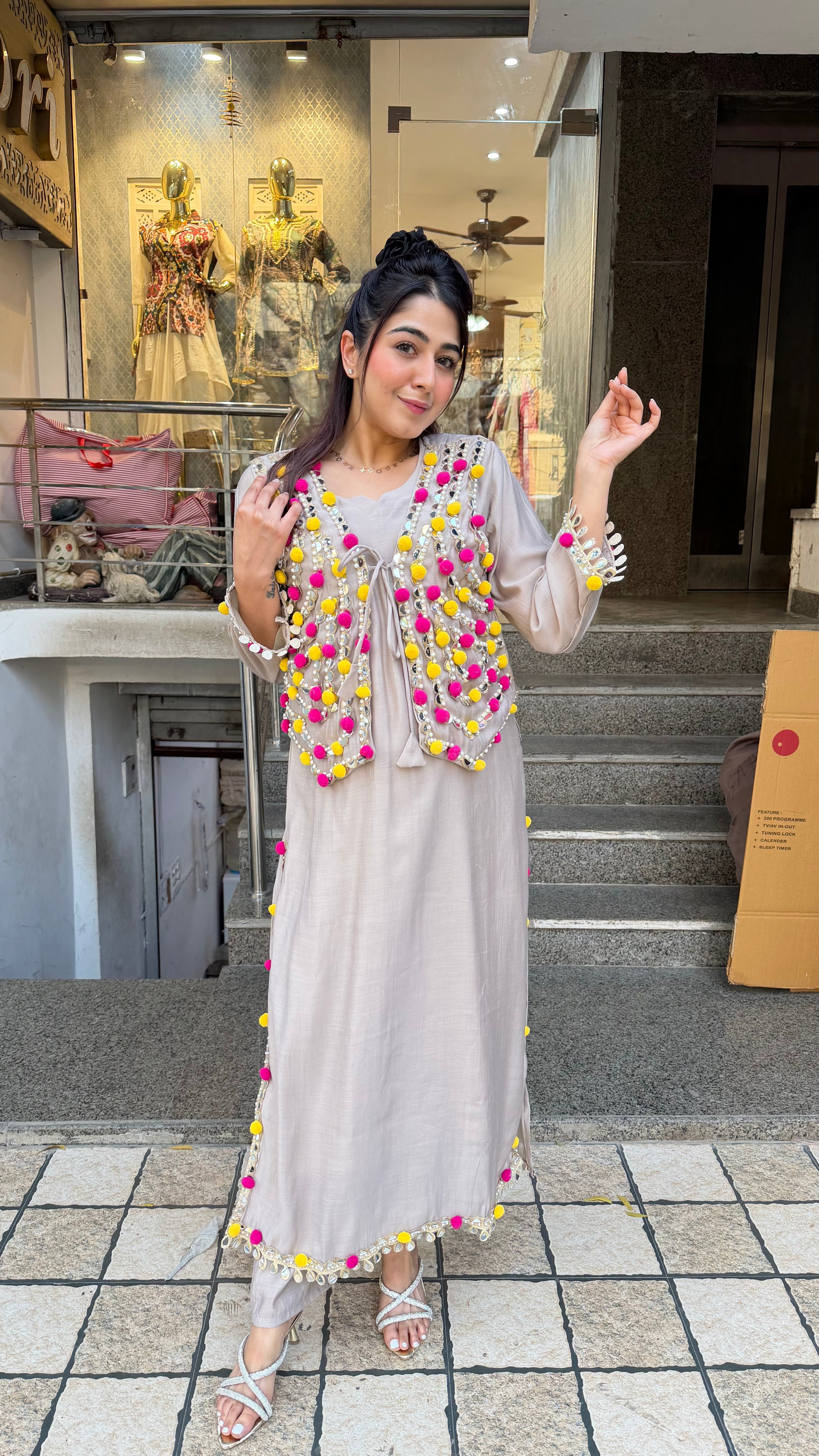 The Patola Pom-Pom Set