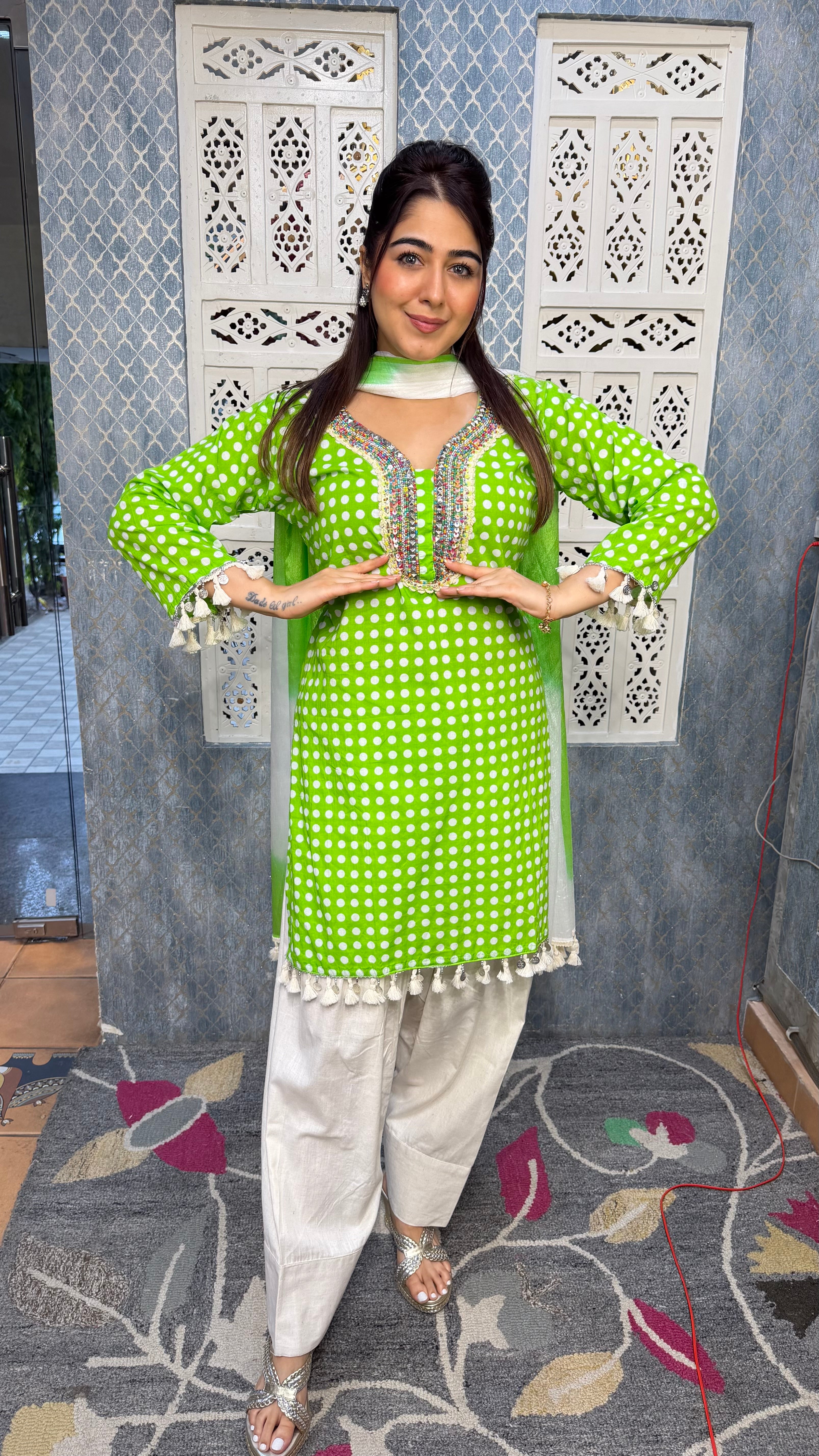 The Bindi Farshi