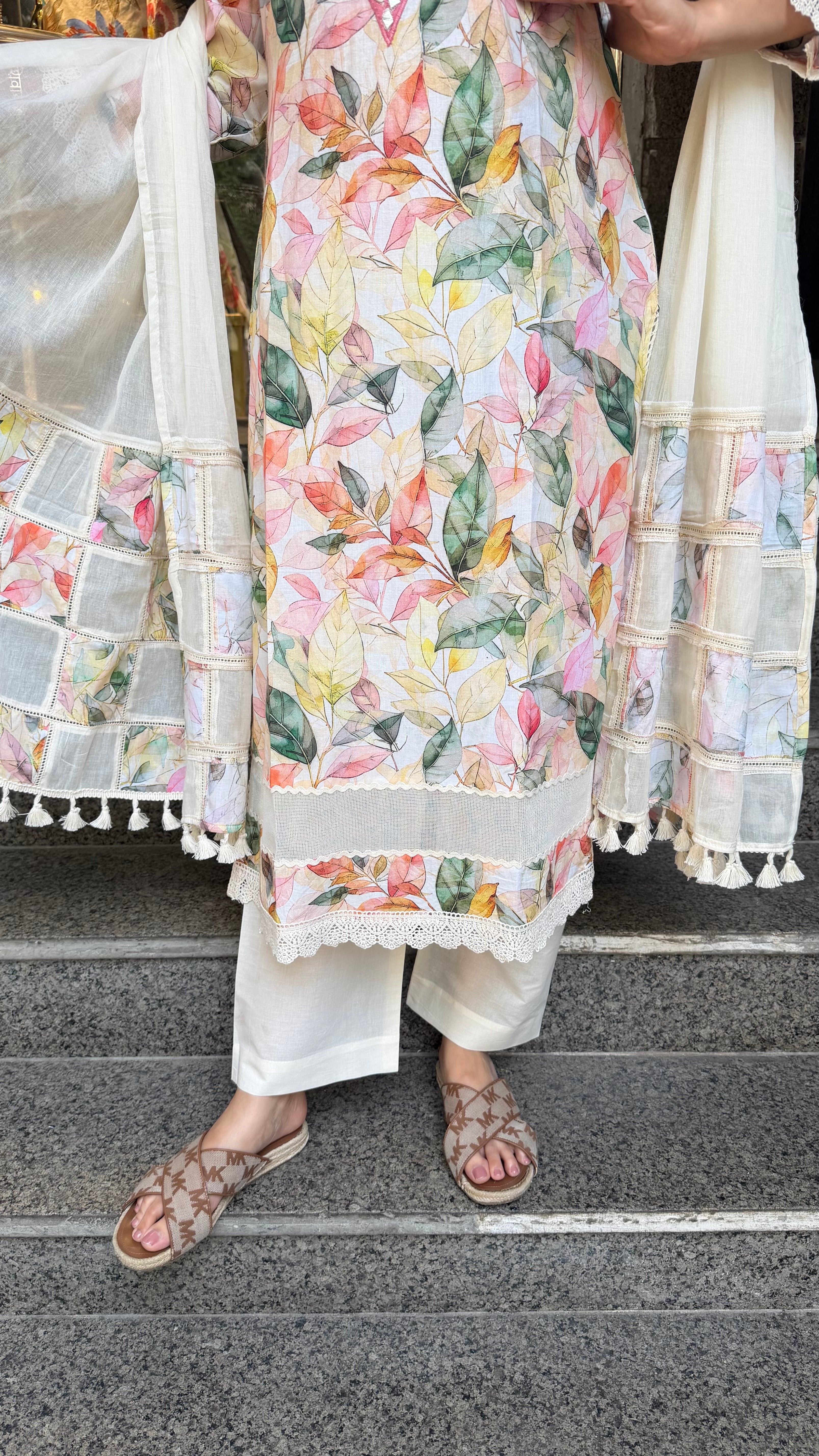 The Akaya Suit