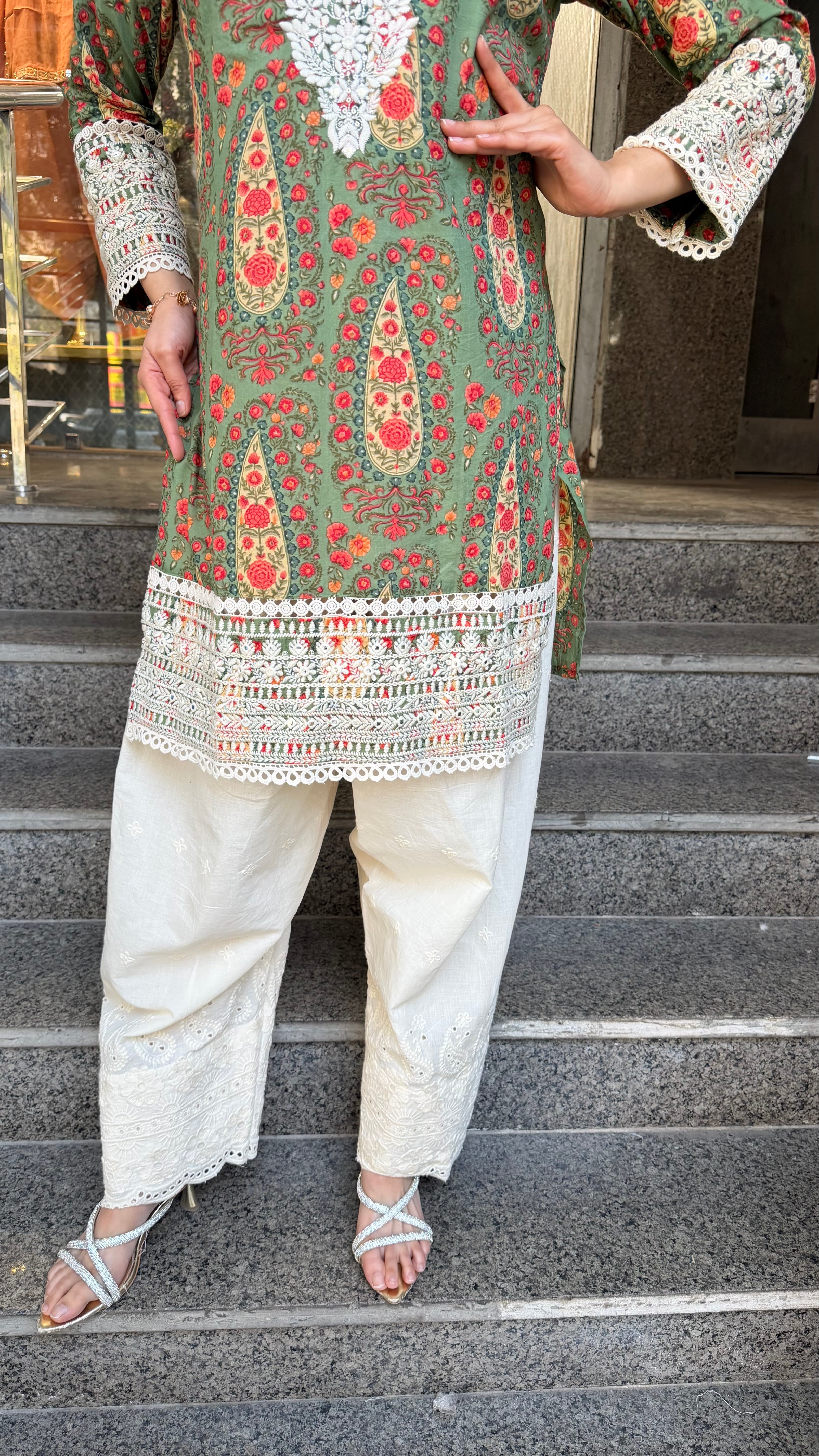 The Banjaran Farshi Suit