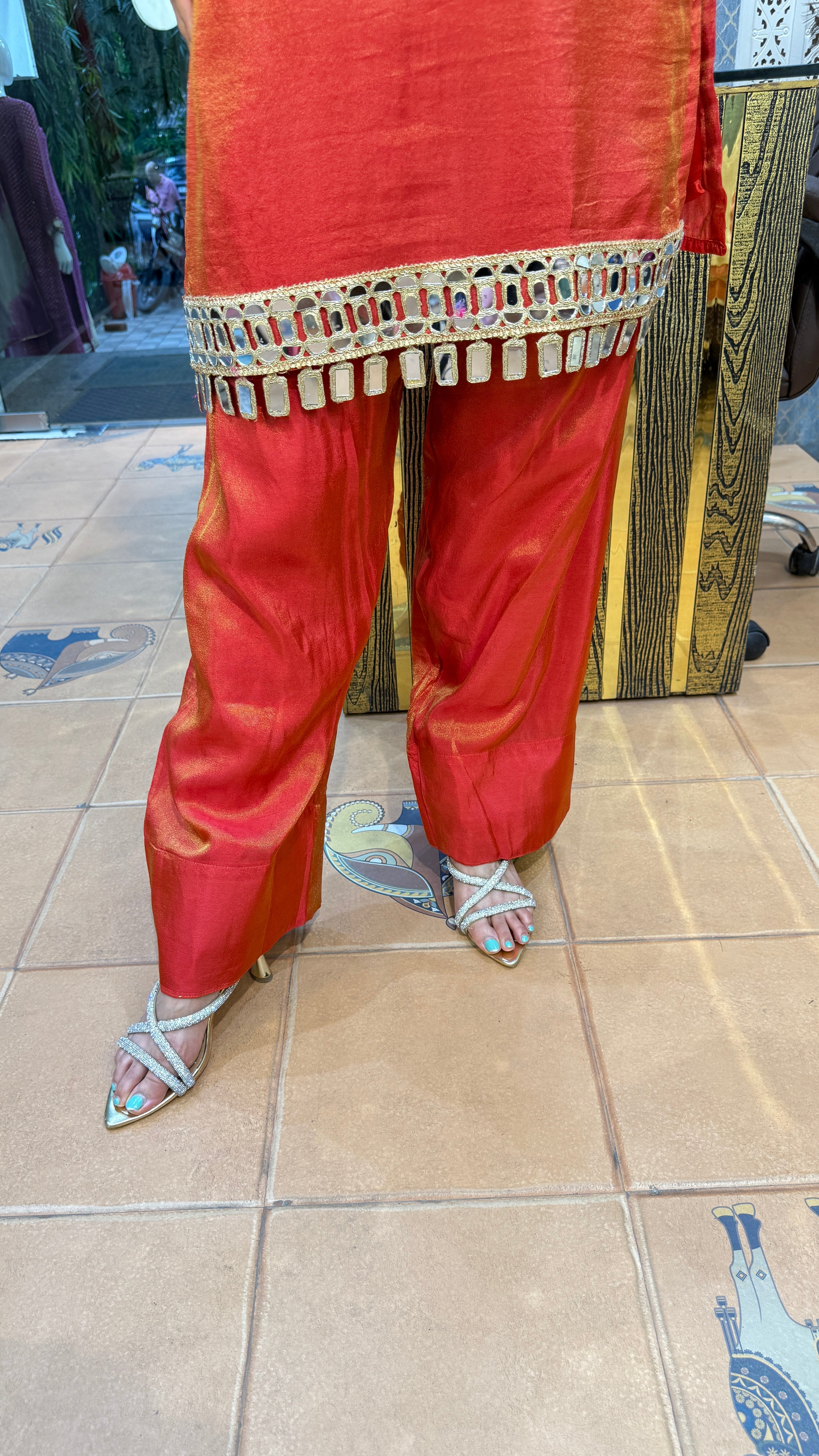 The Kohinoor Farshi Suit