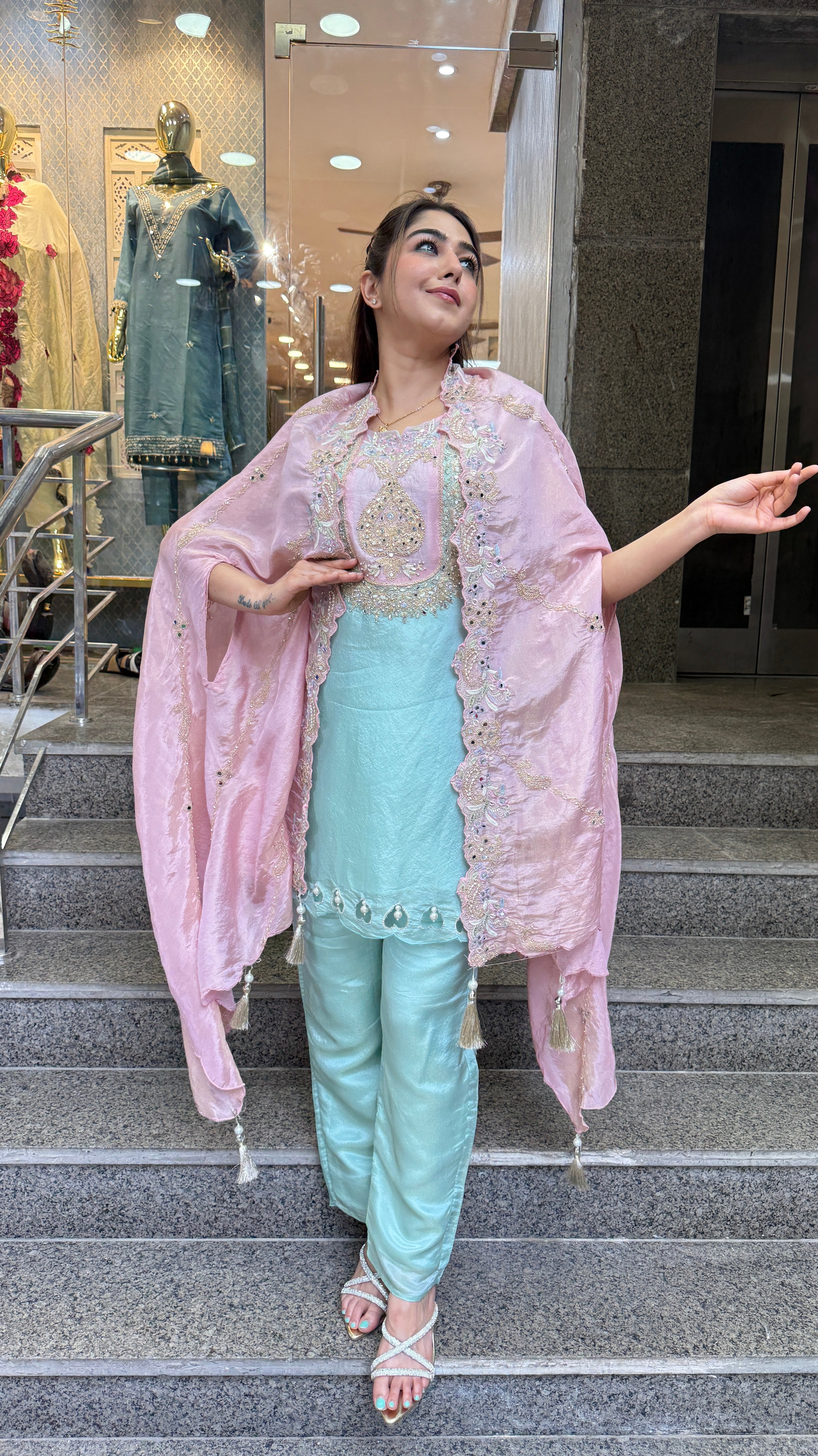 The Misri Cape Set