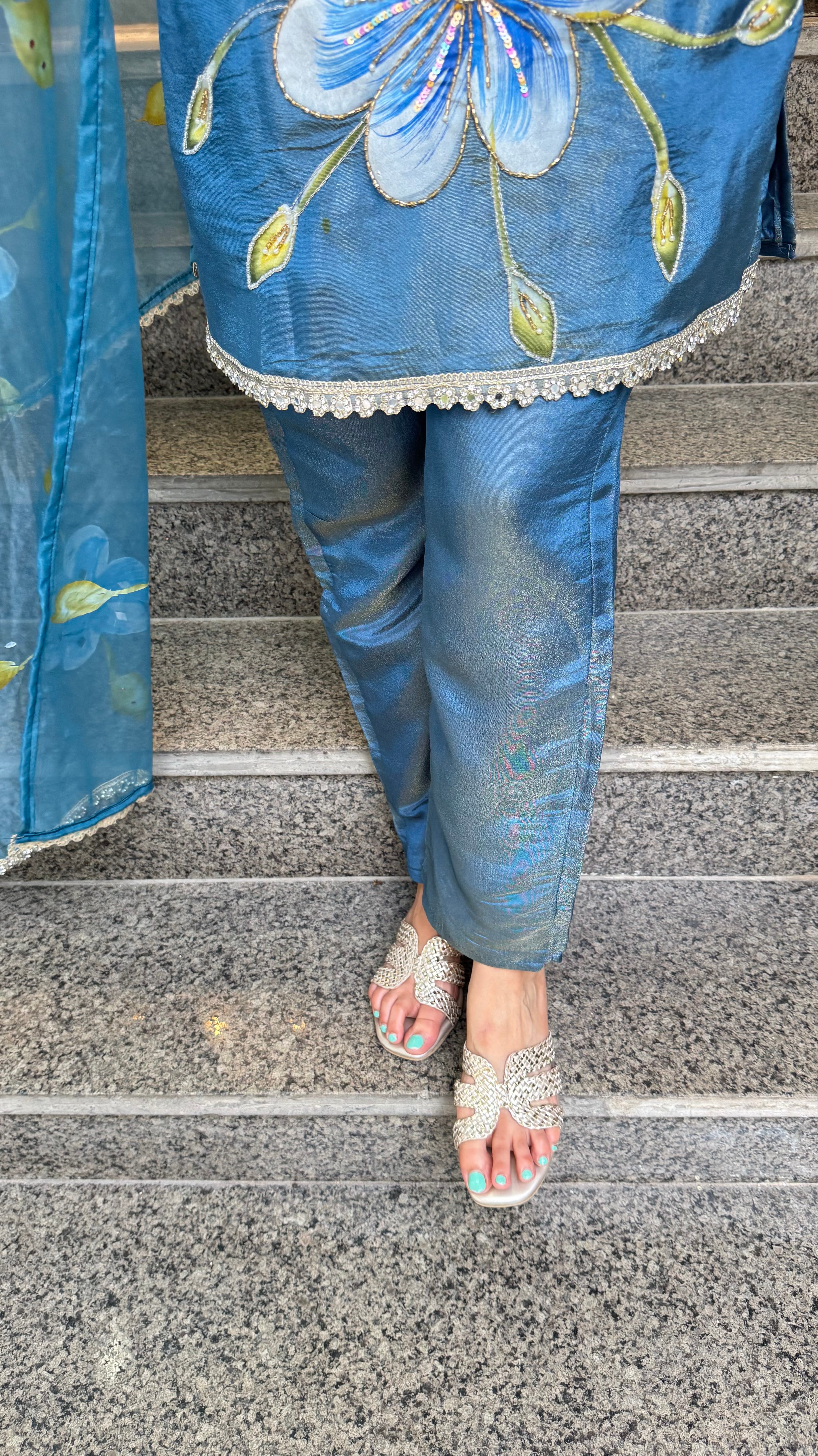 The Indira Suit