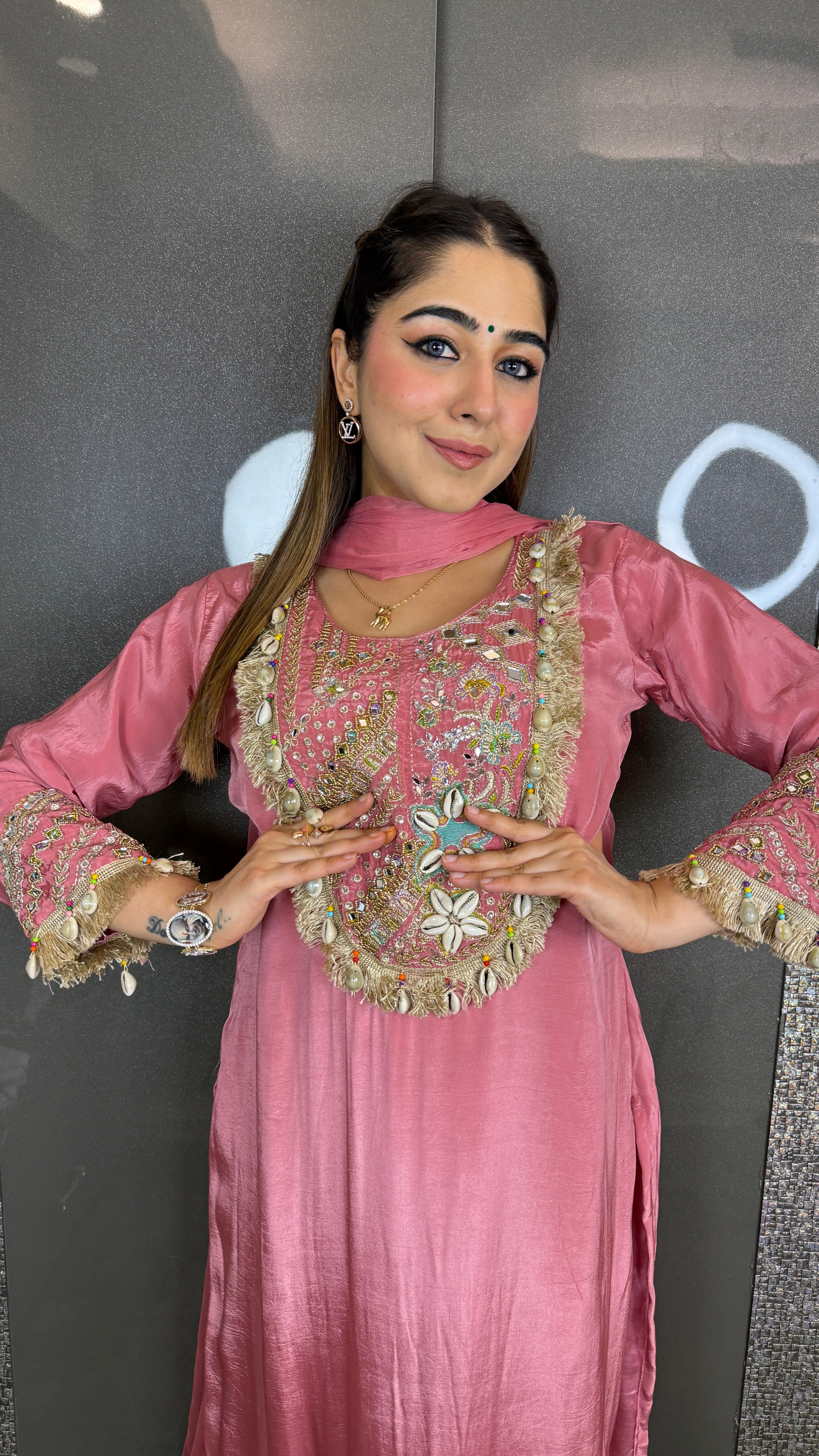 The Avni Suit