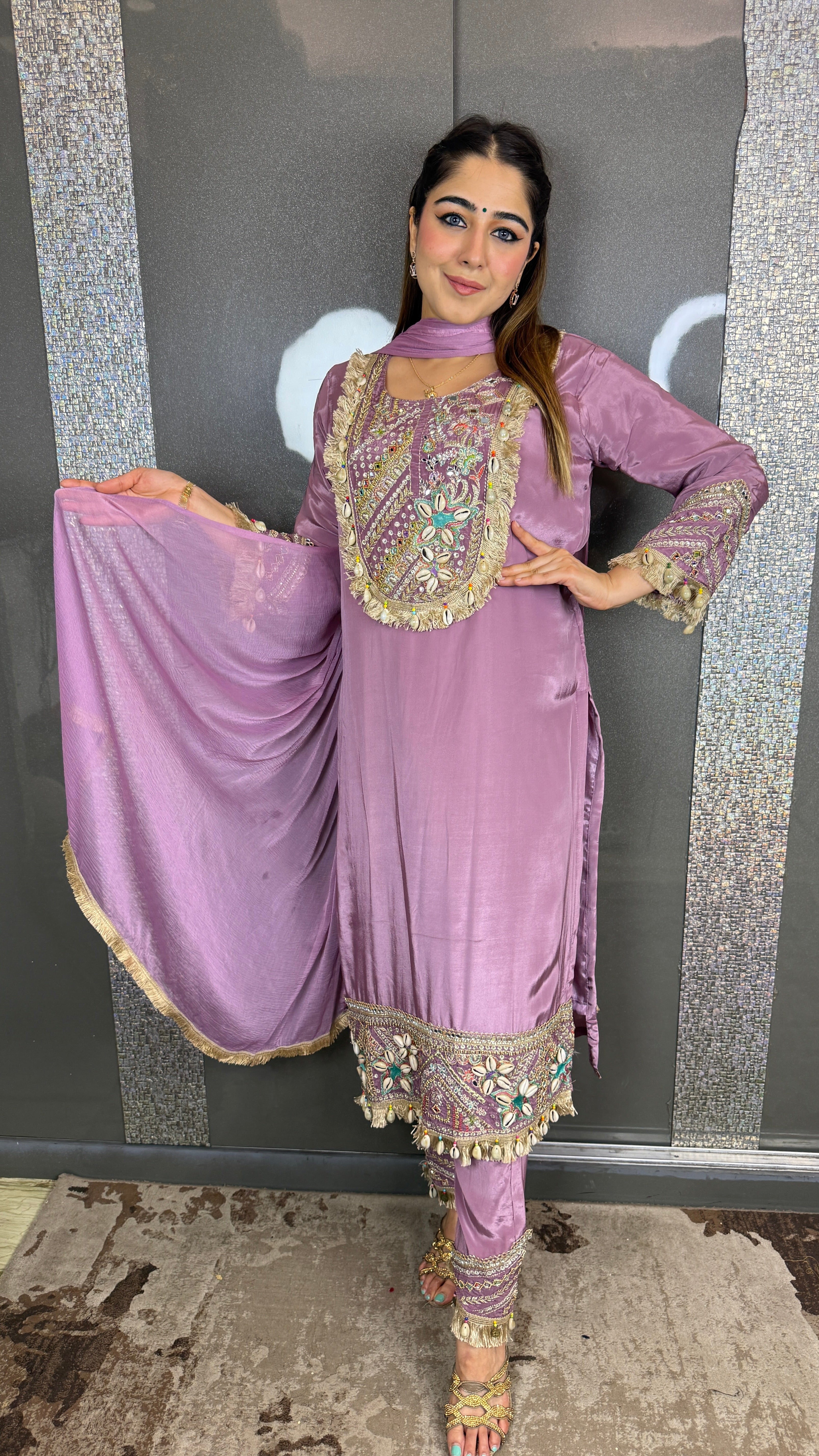 The Avni Suit