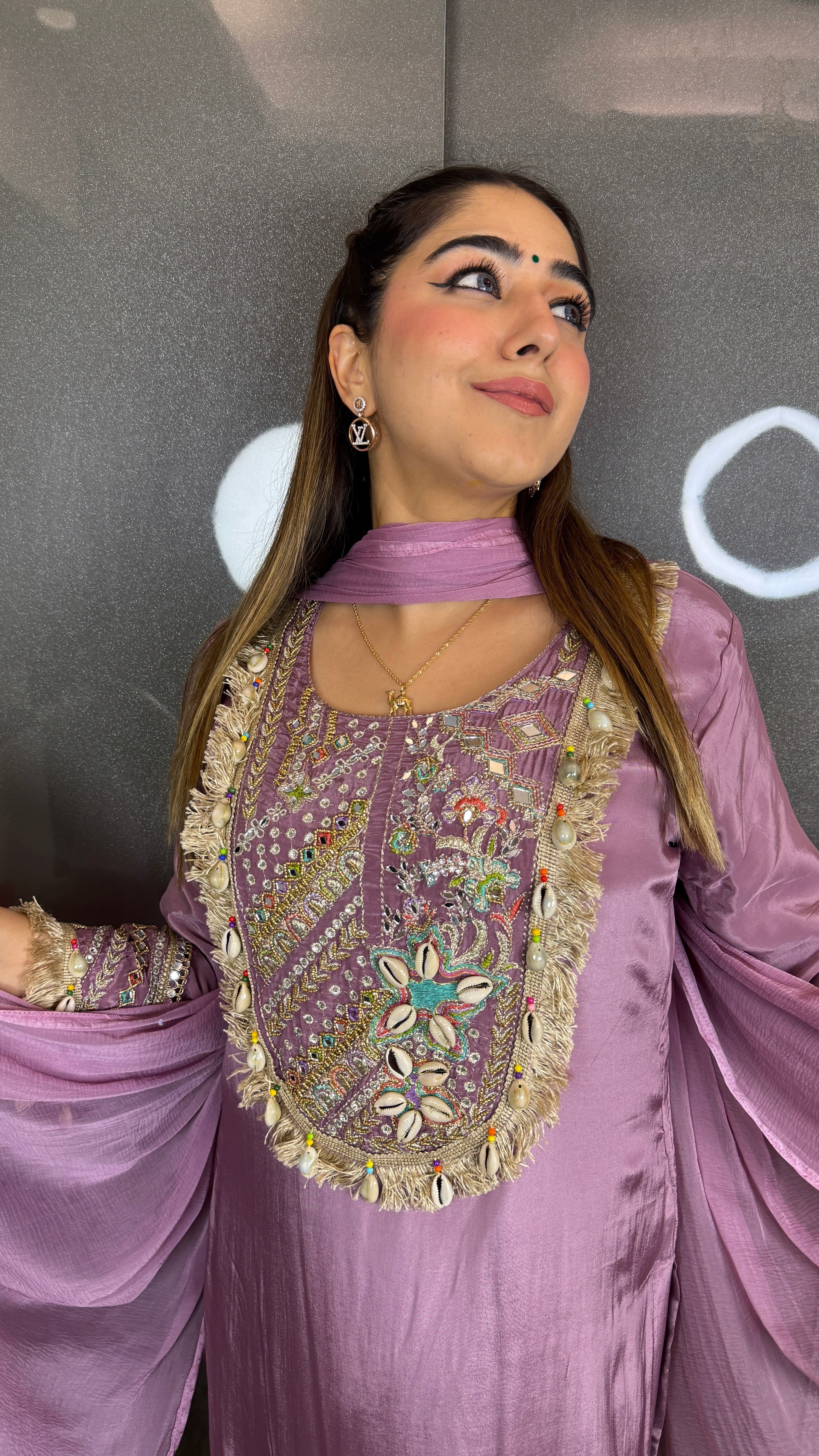 The Avni Suit