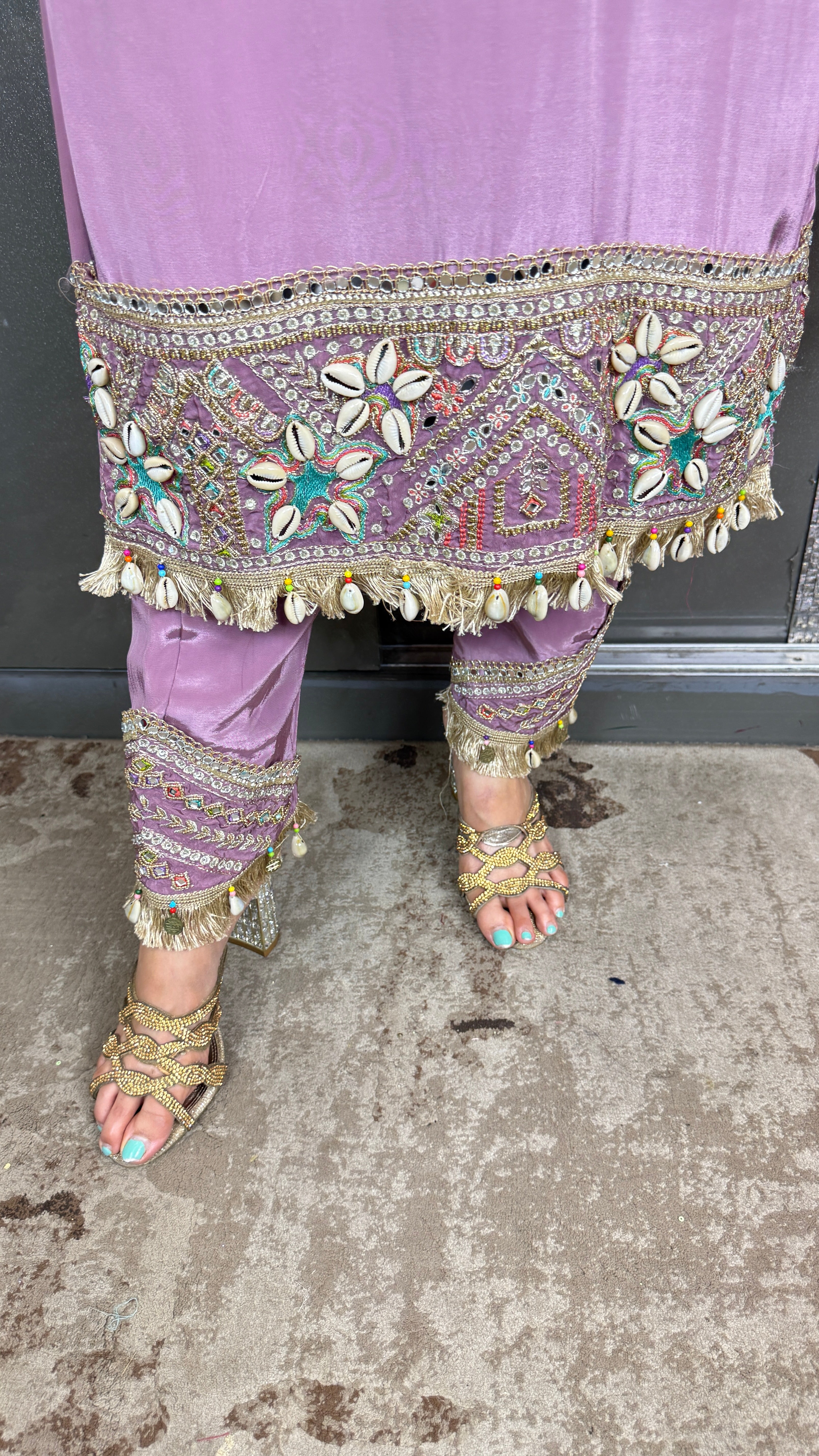 The Avni Suit