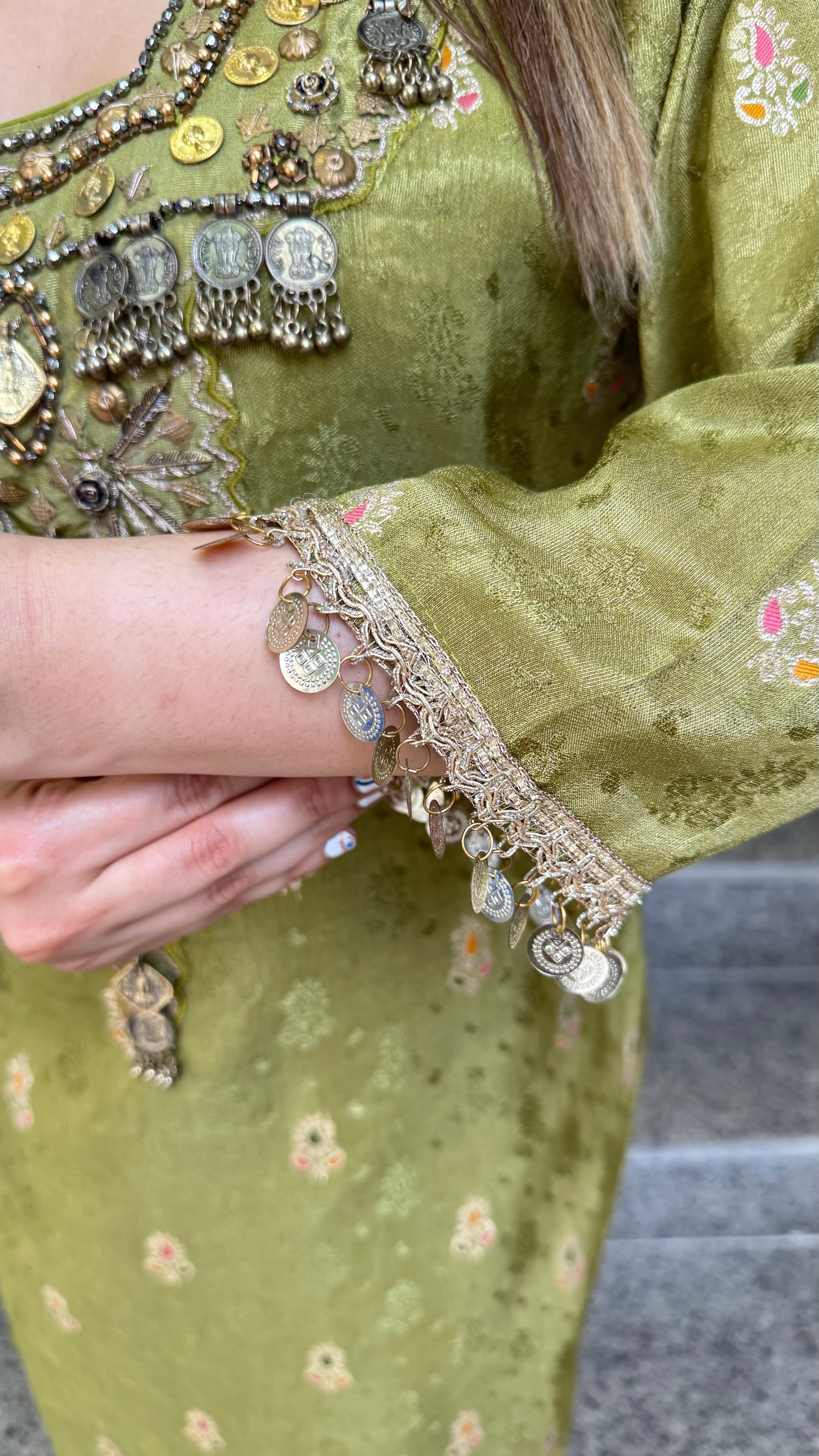 The Sehmat Suit
