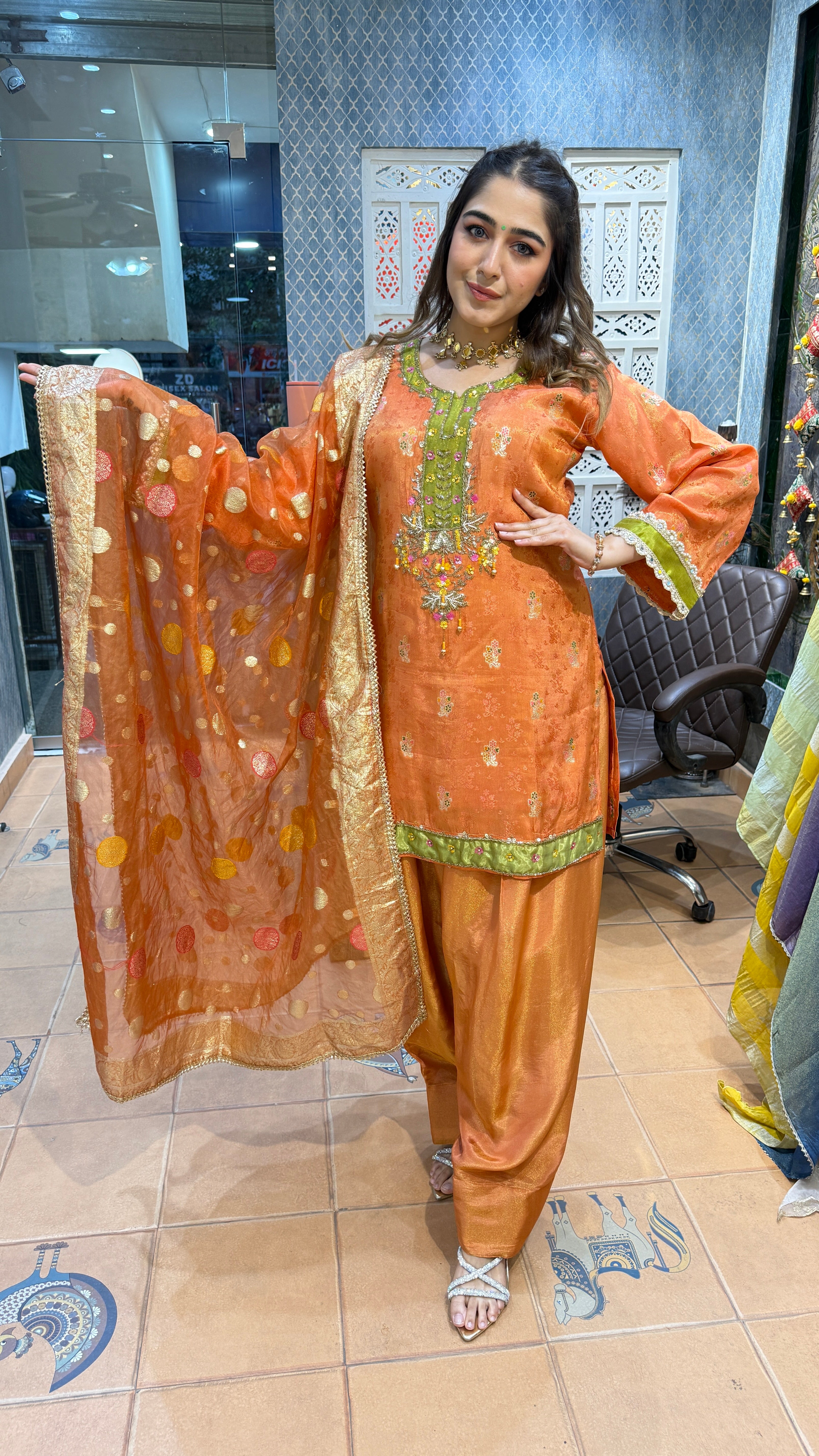The Chameli Farshi Suit