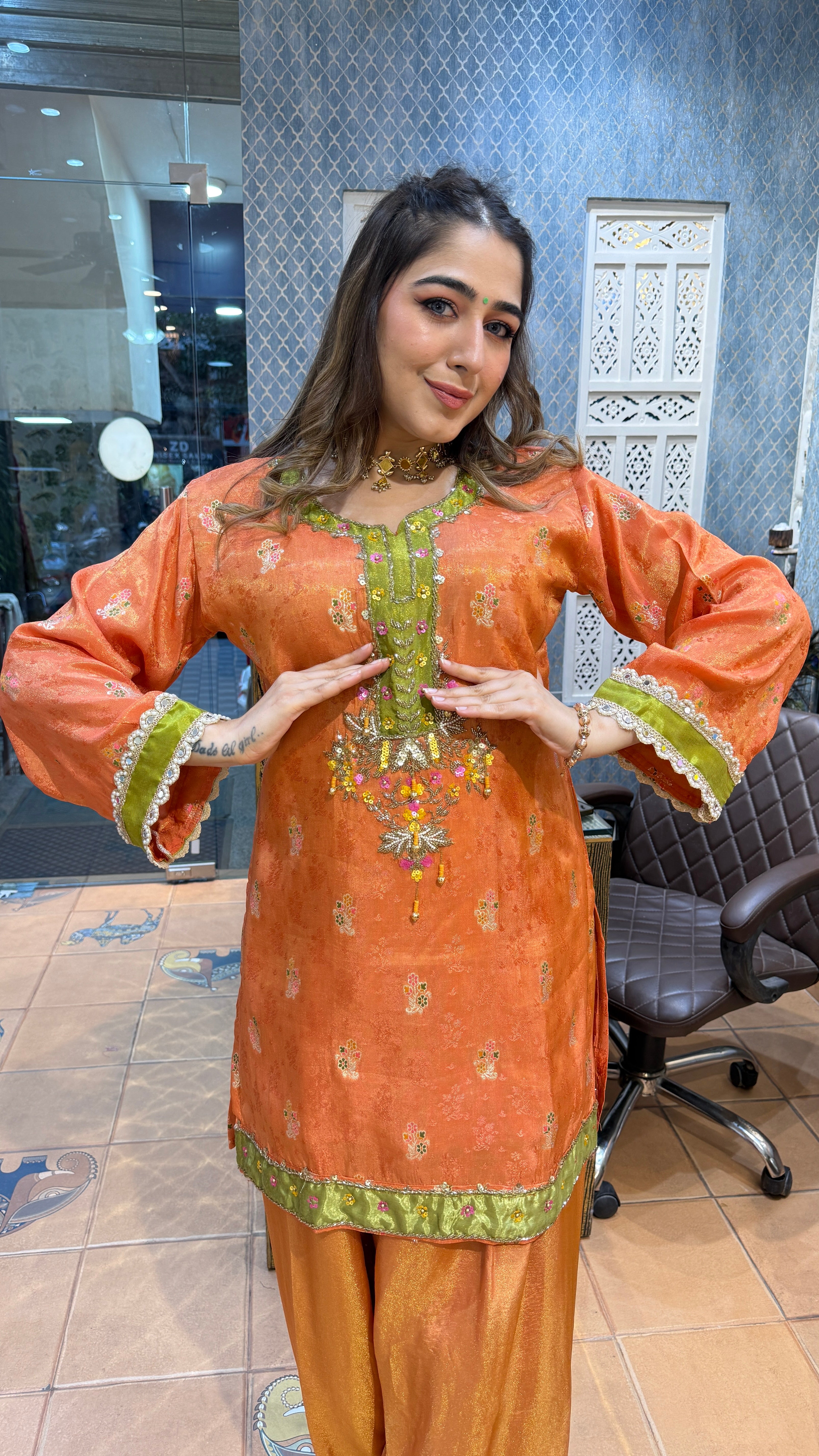 The Chameli Farshi Suit