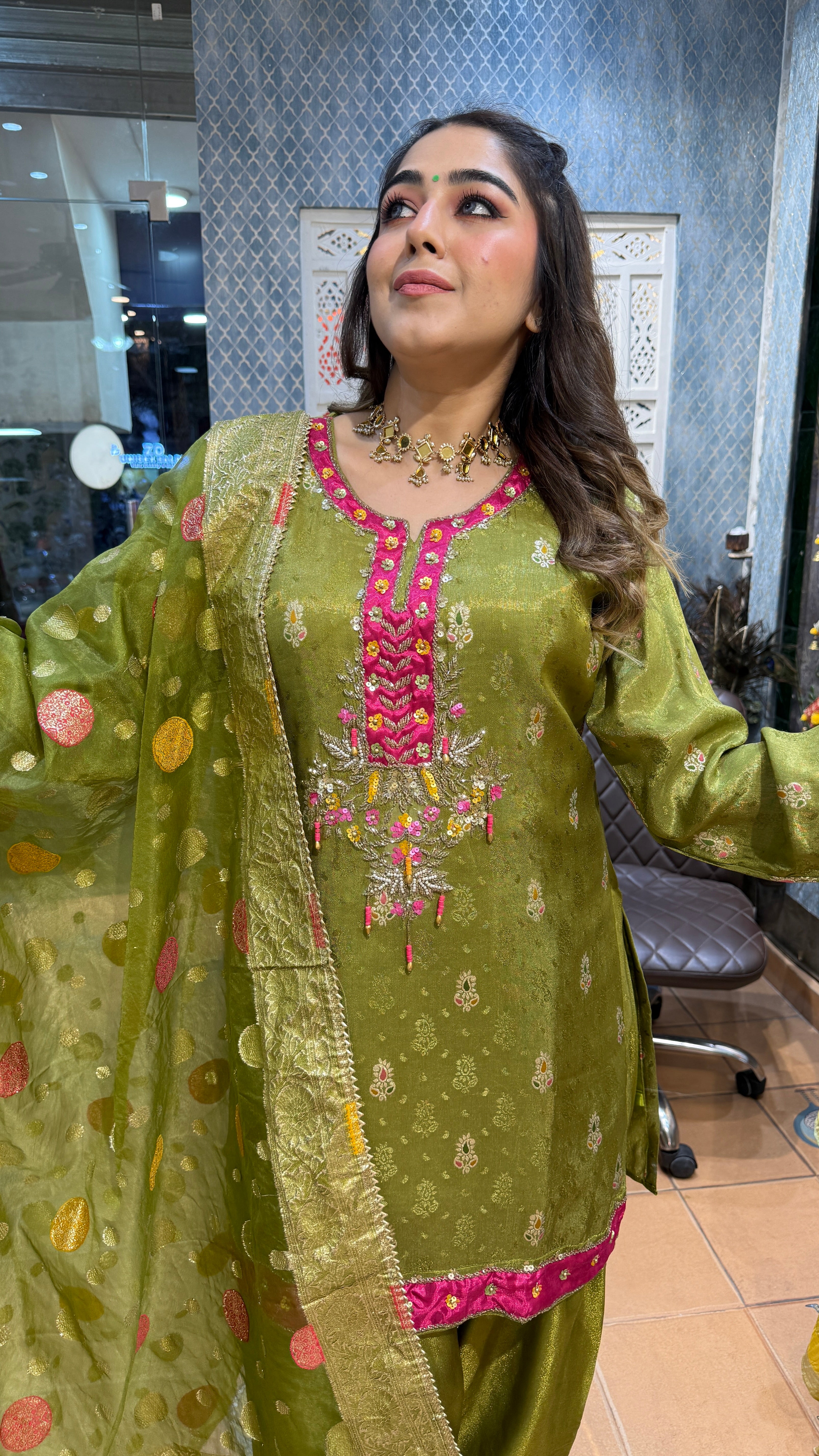 The Chameli Farshi Suit