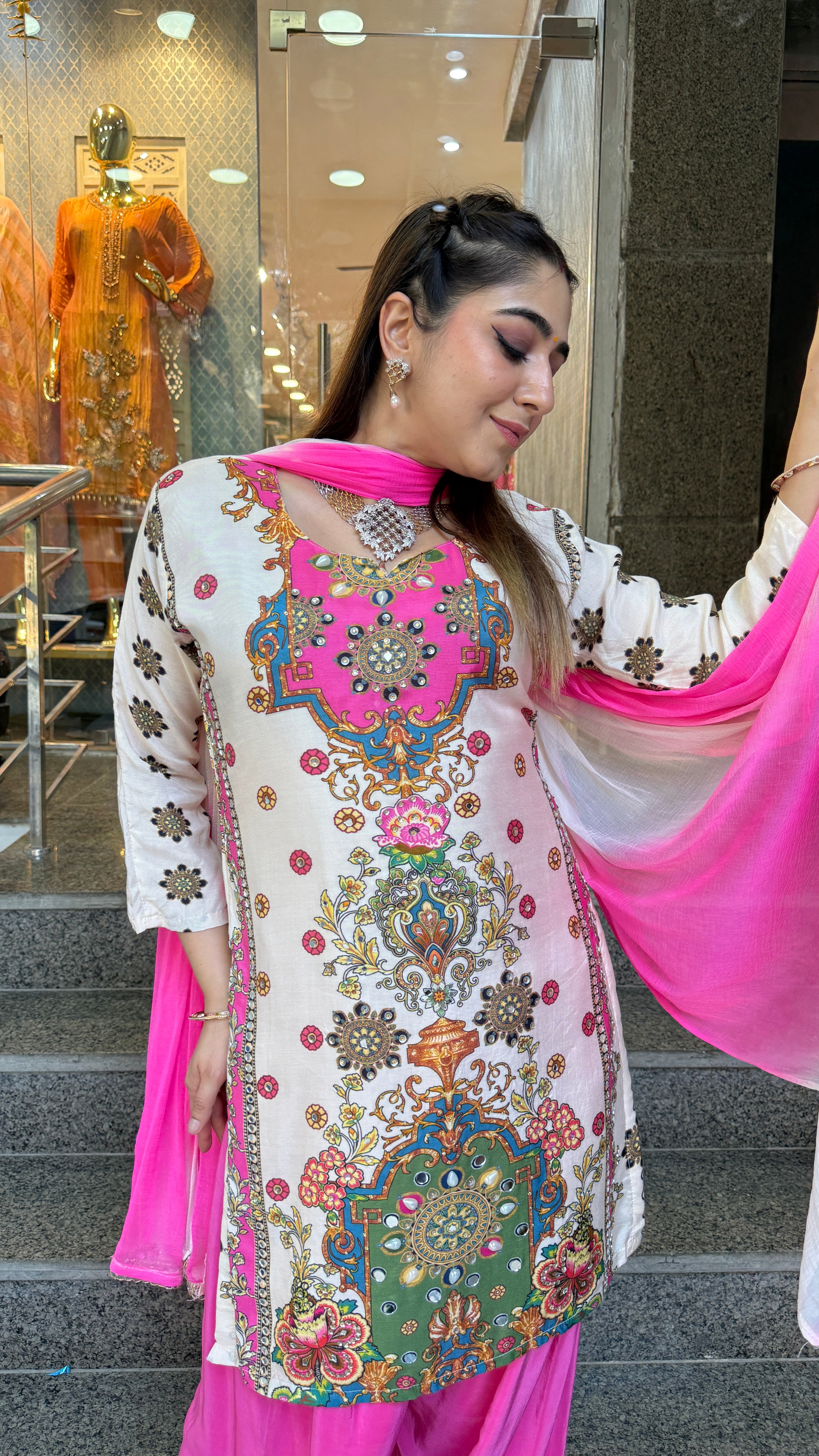 The Zoha Farshi