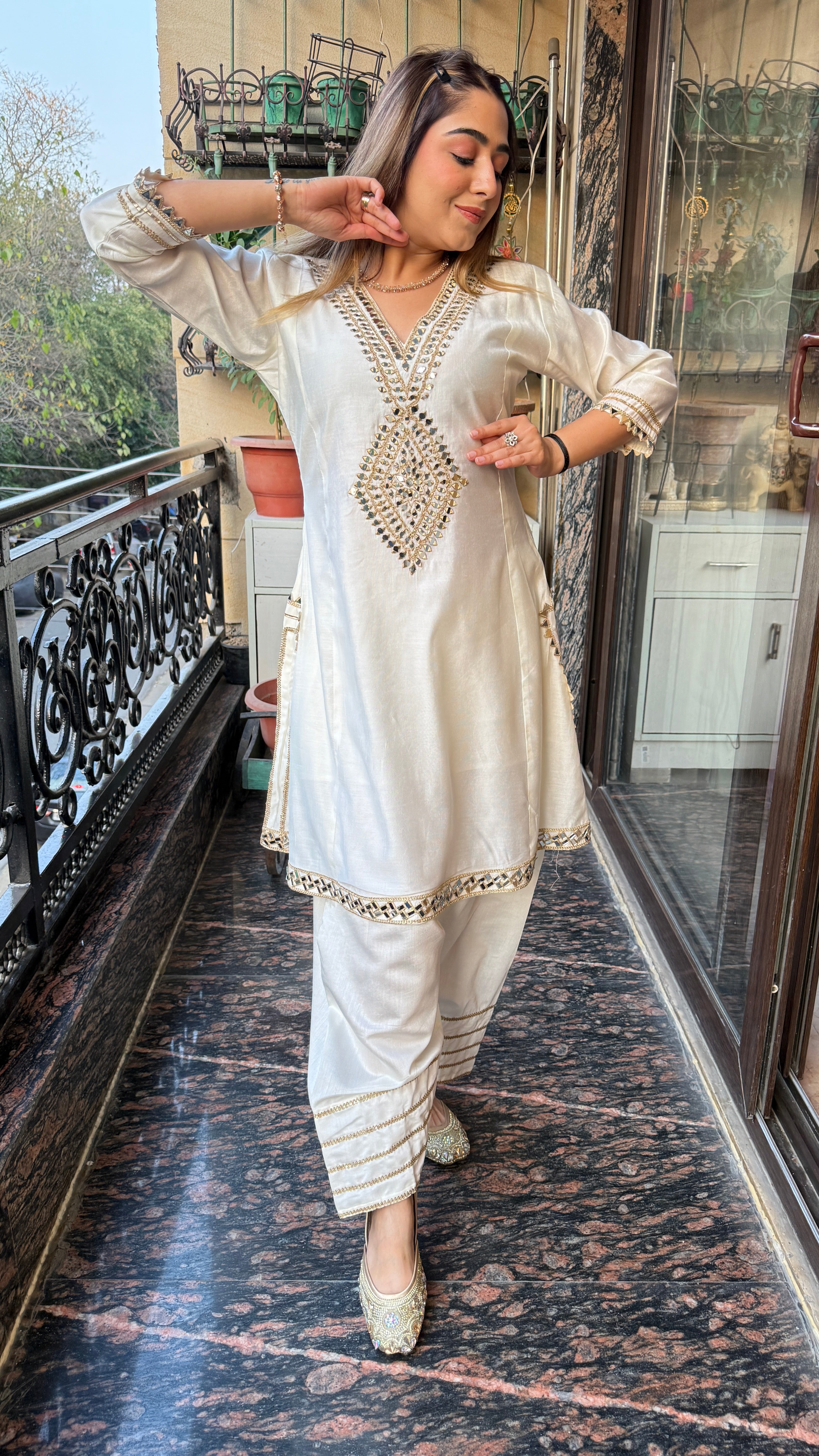The Kanak Farshi Salwar Suit