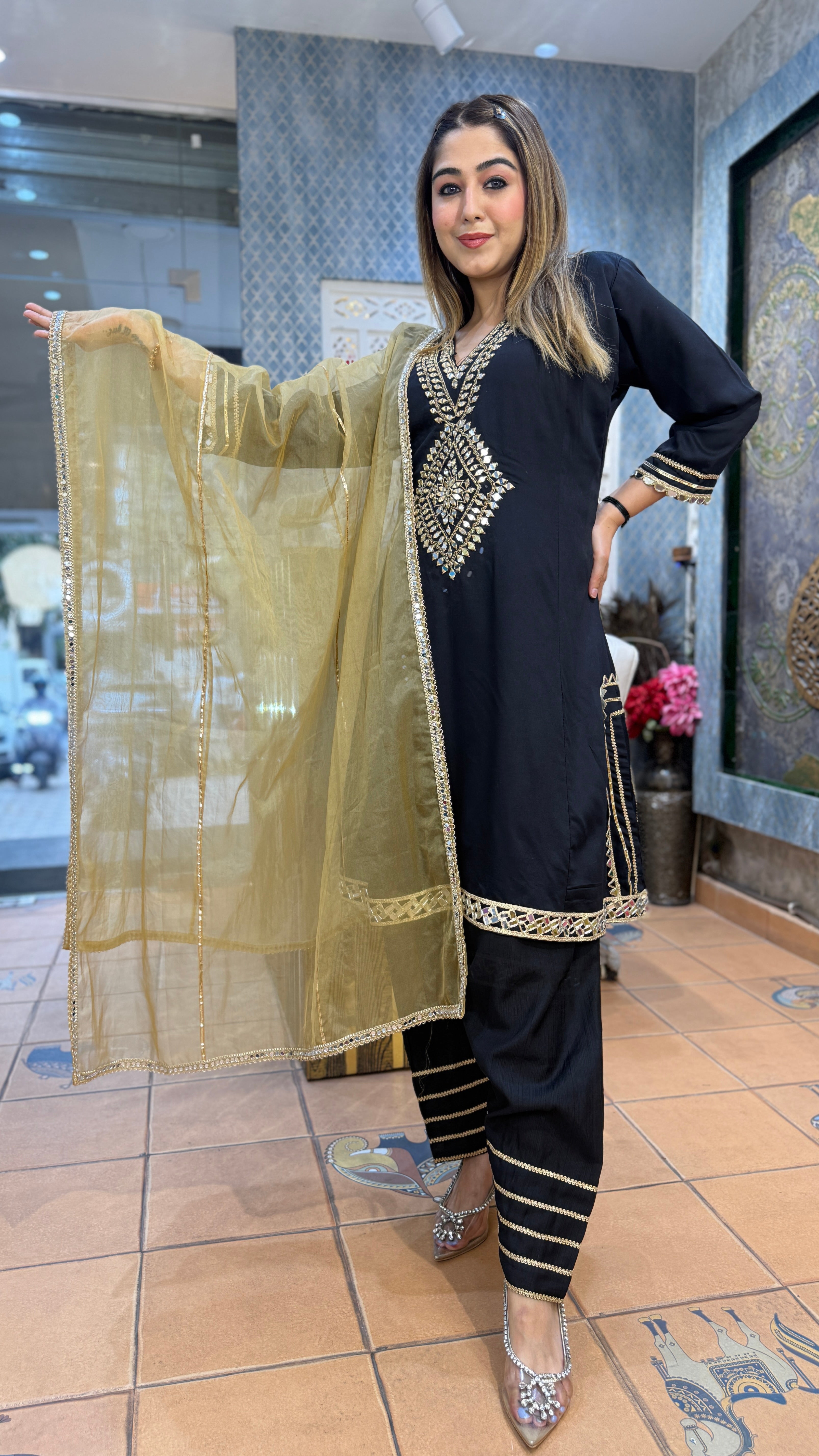 The Kanak Farshi Salwar Suit