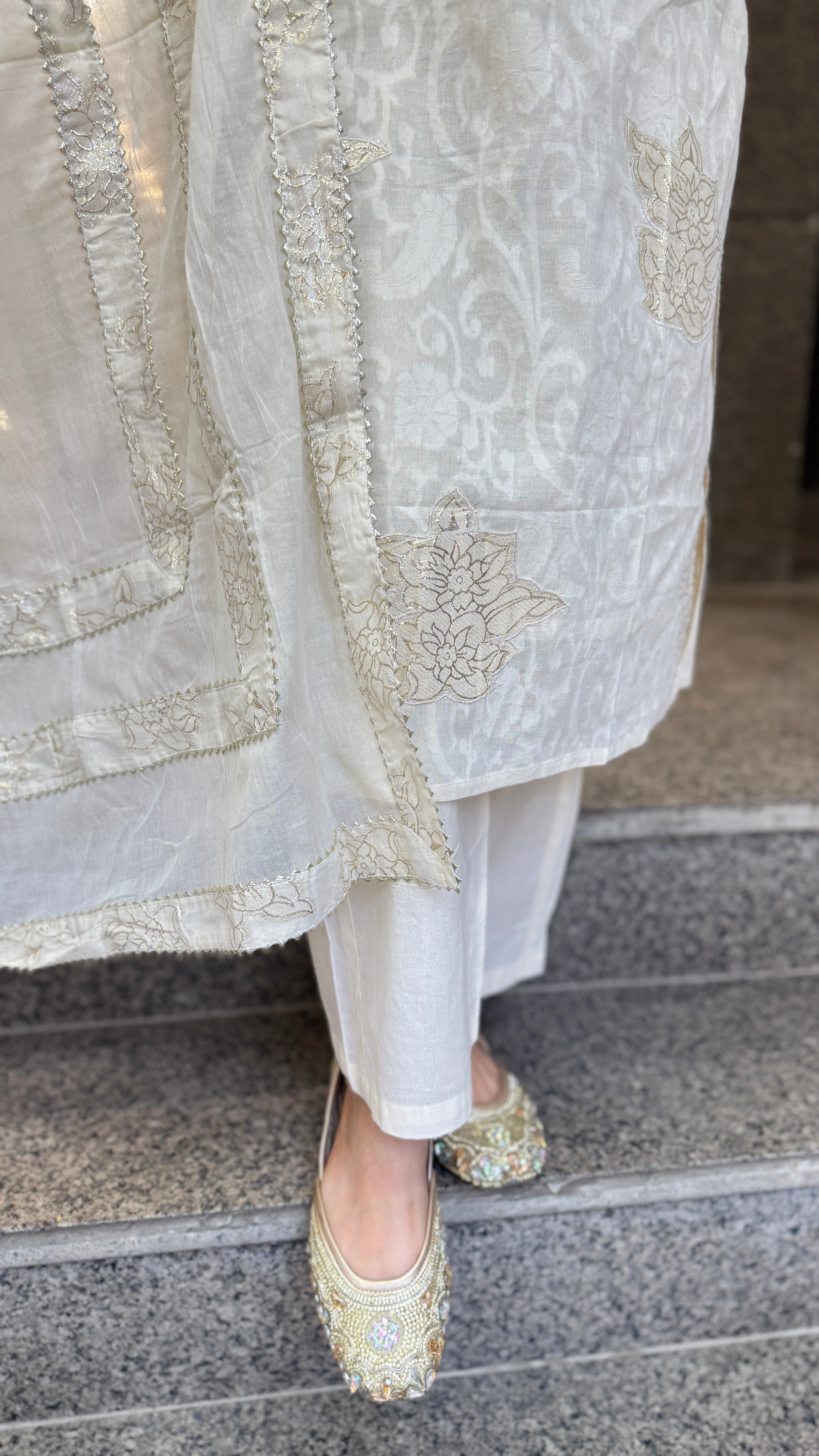 The Lilly Suit