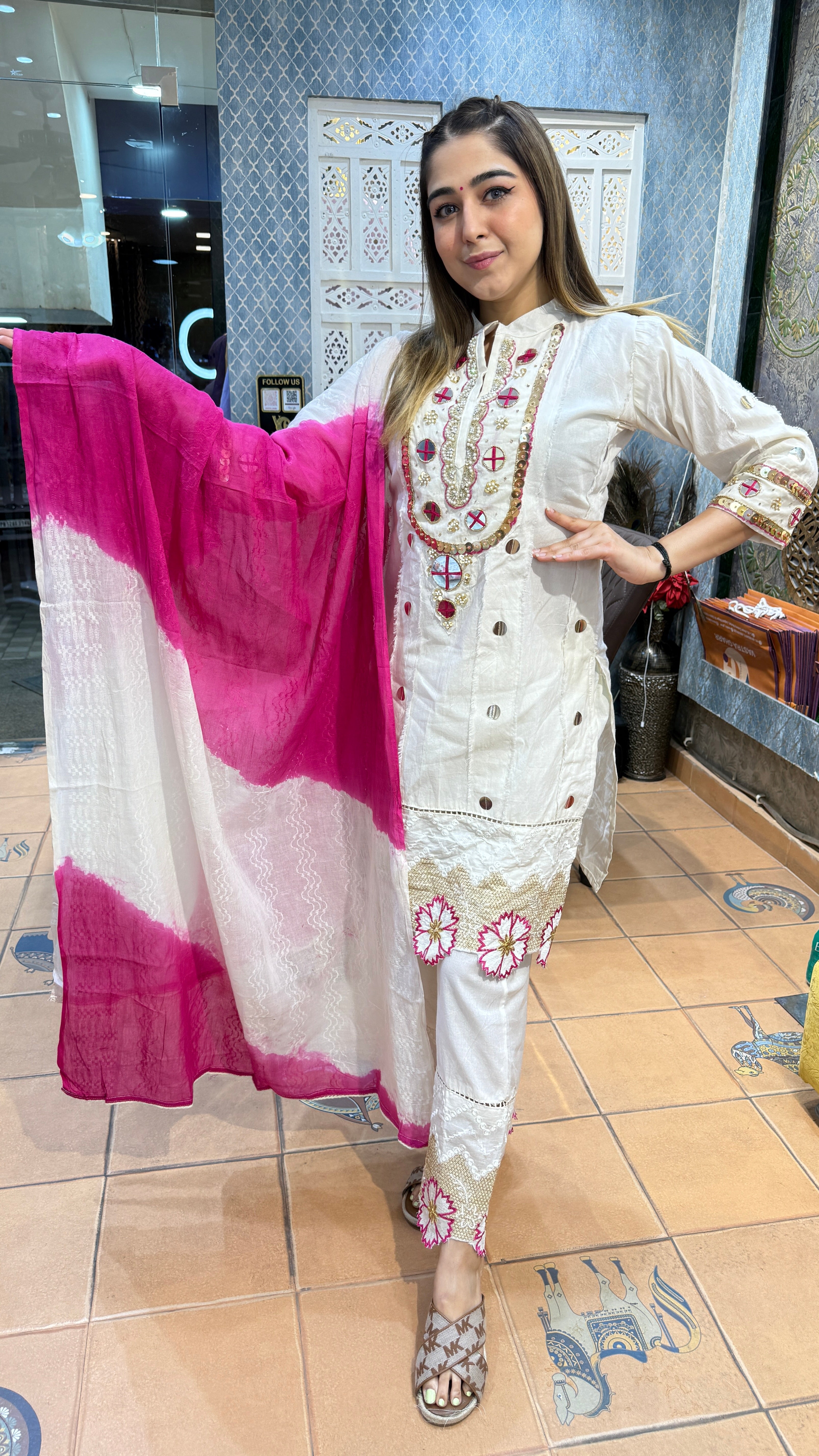 The Ruhaani Suit Set