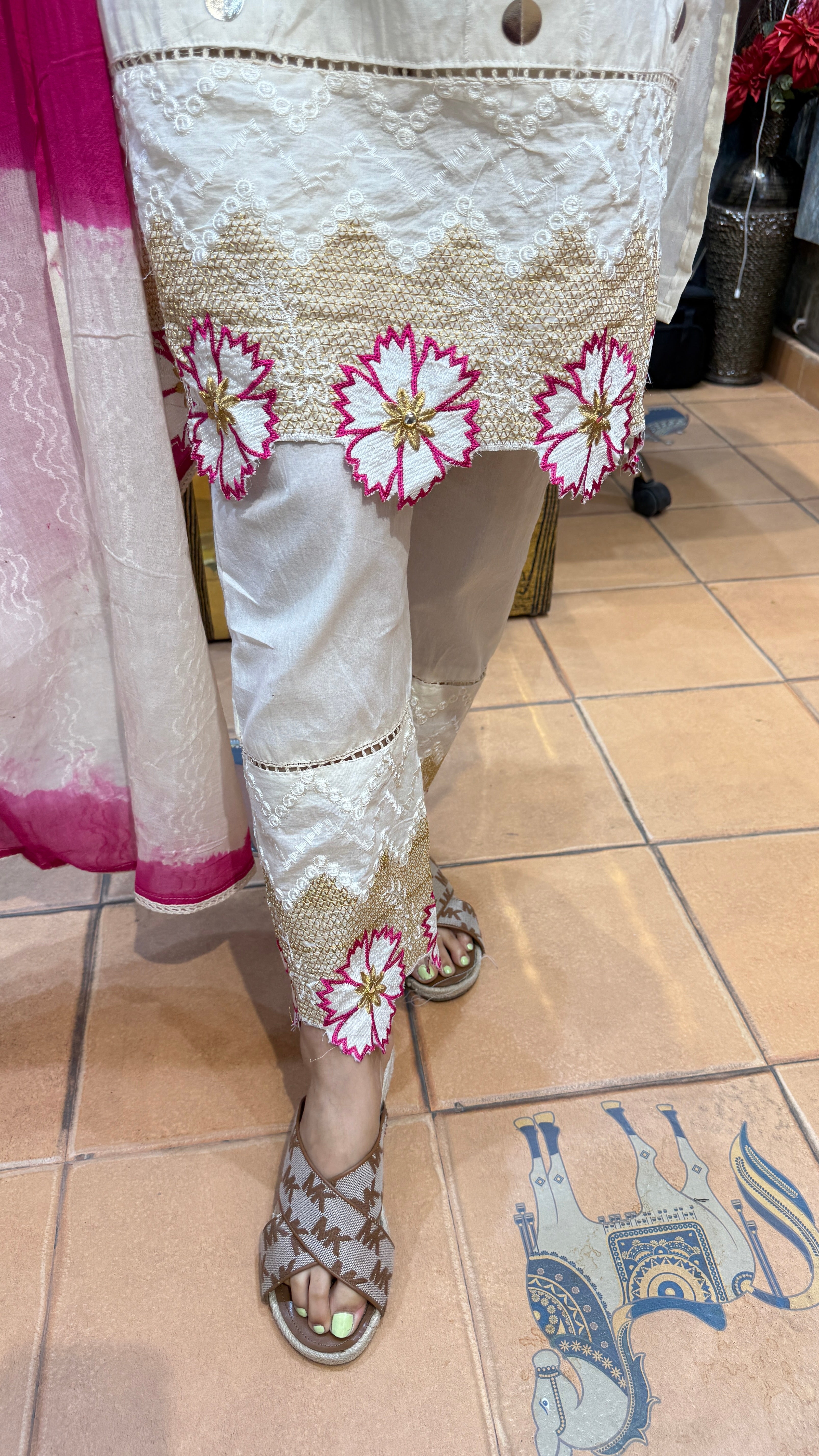 The Ruhaani Suit Set