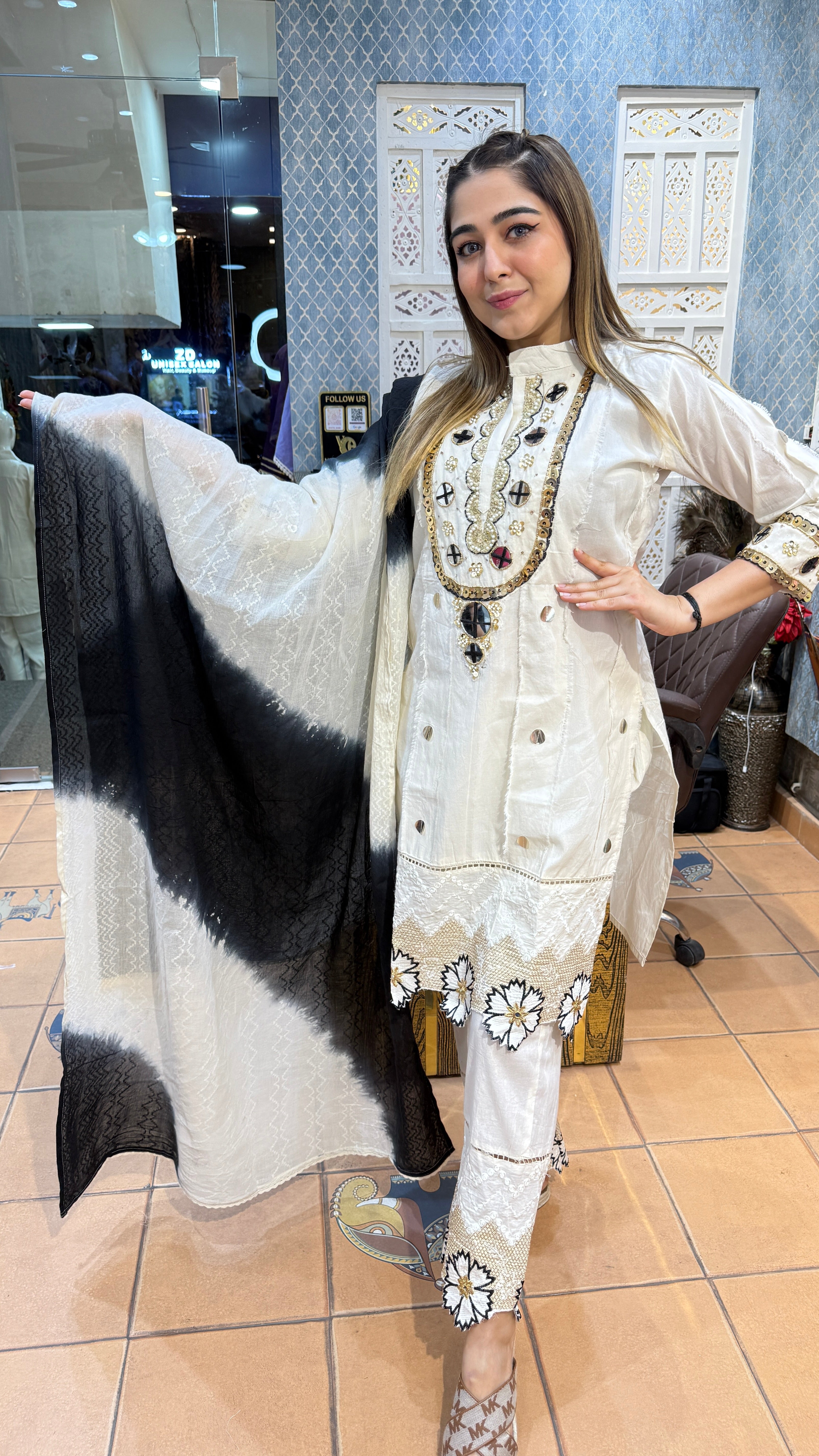 The Ruhaani Suit Set