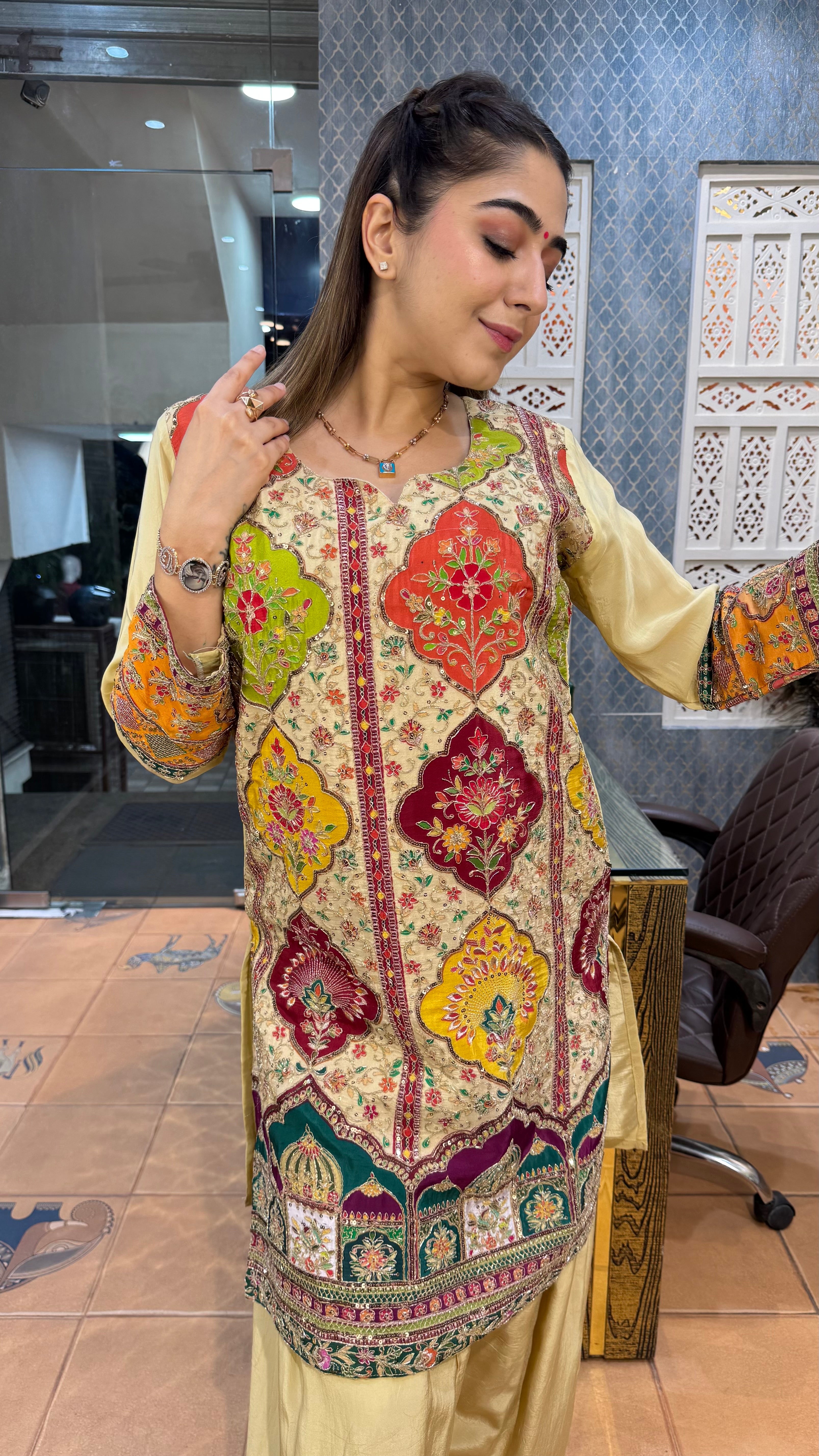 The Zeenat Farshi