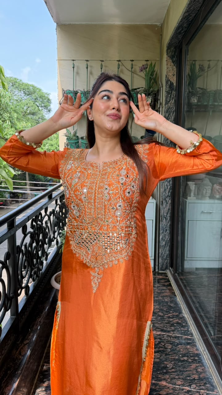 THE ROZA LONG SET
