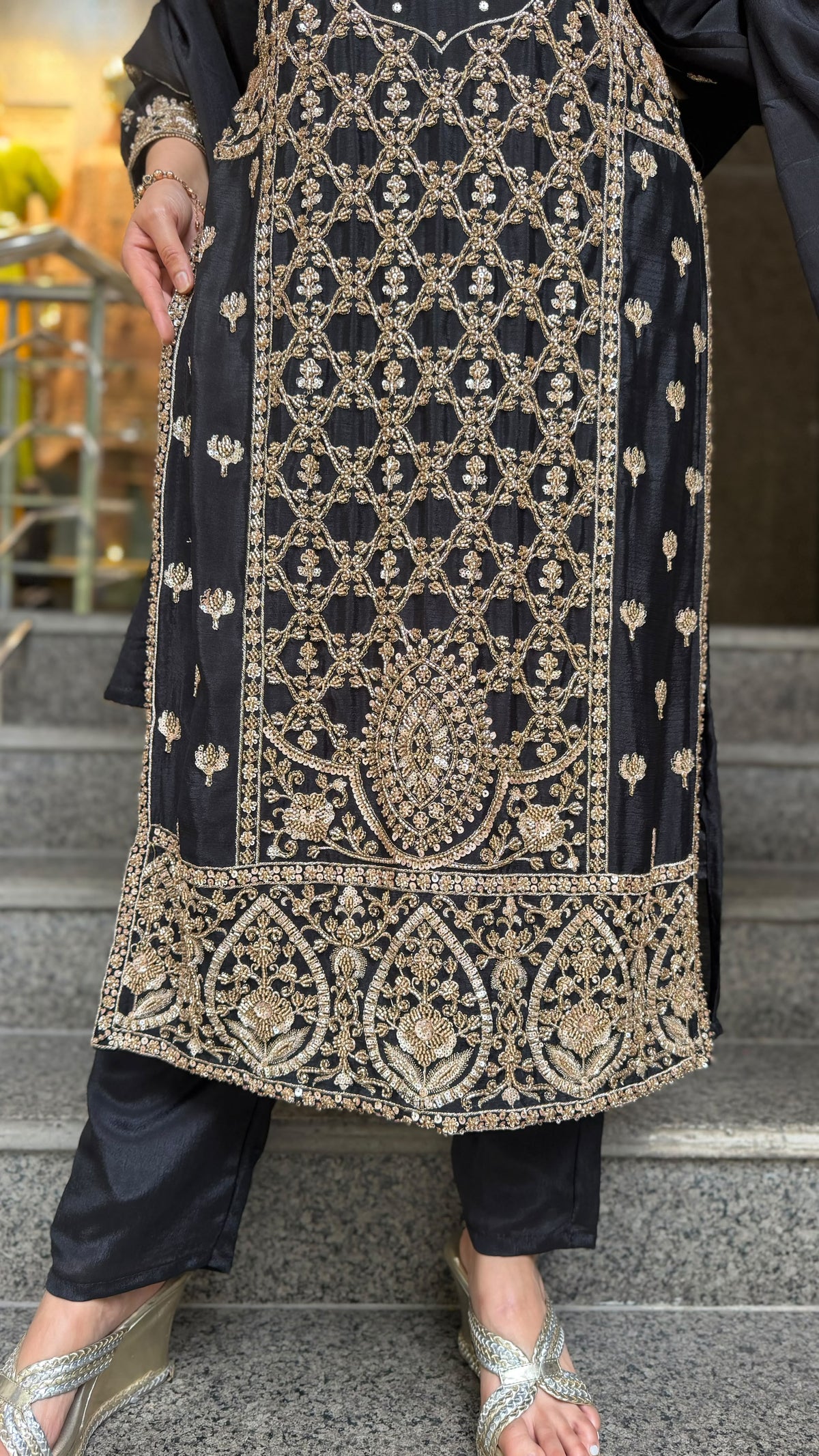 THE SHAGUN SUIT