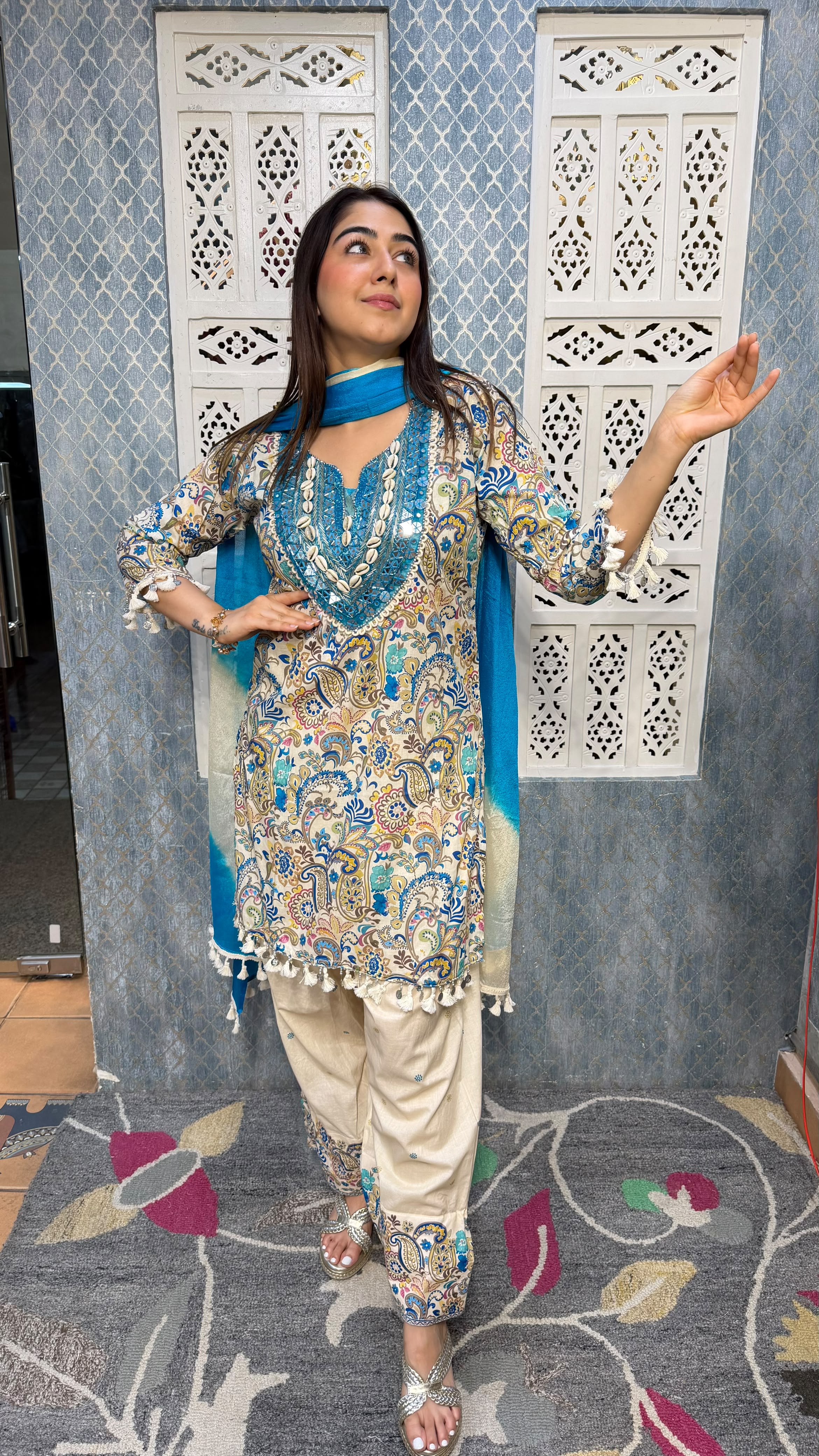 The Rangeen Farshi