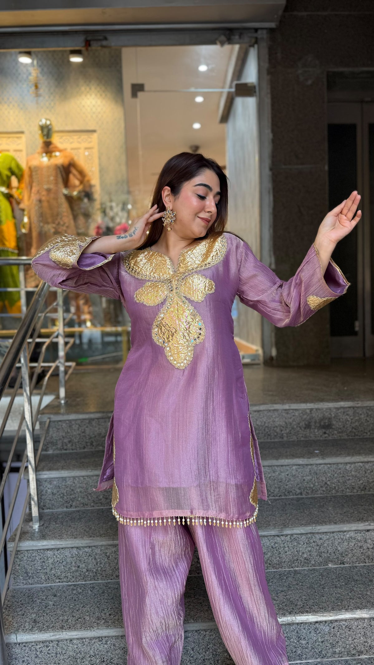 THE RUMI FARSHI