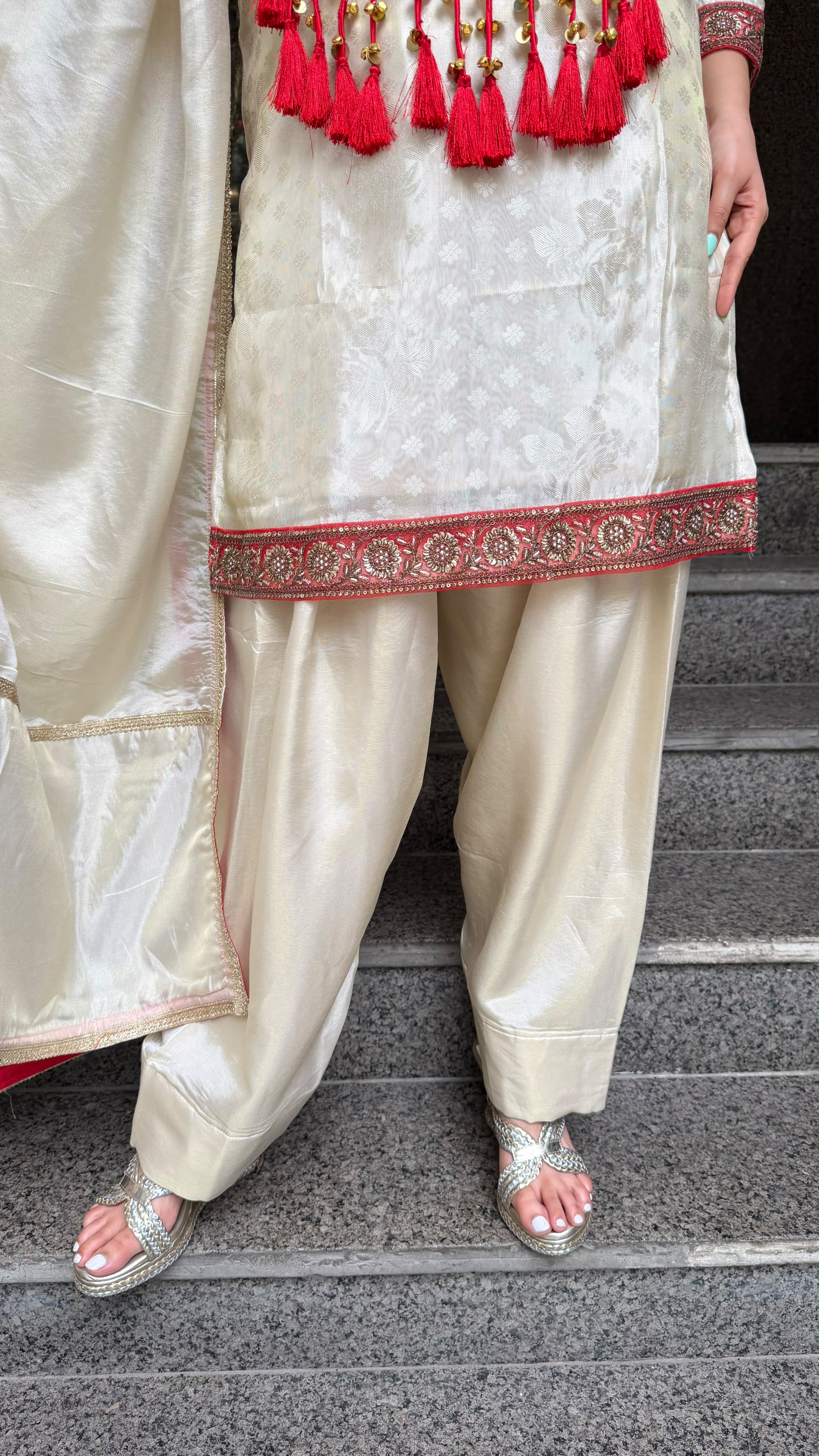 THE BAANO FARSHI SET