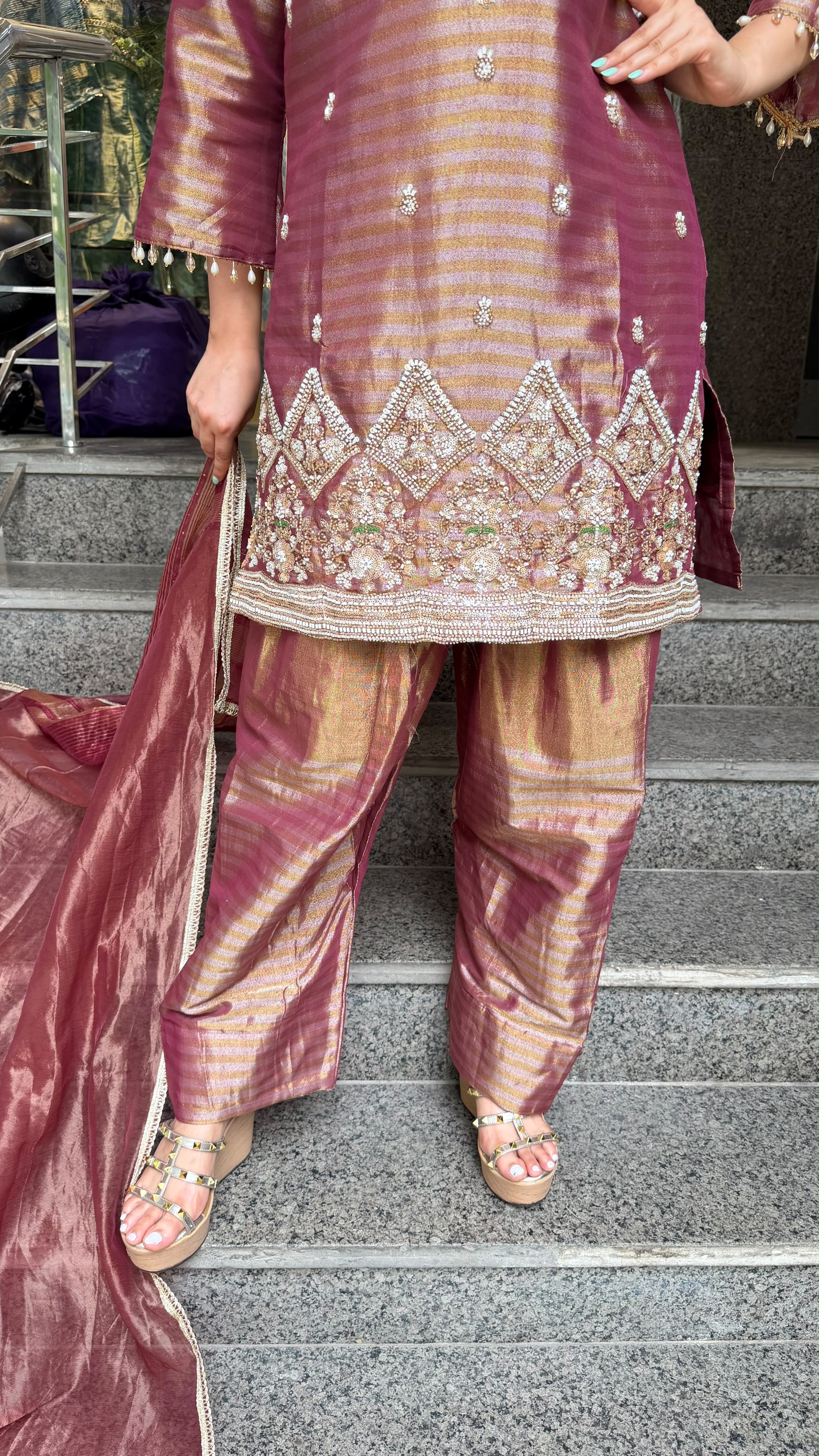 THE SOHNI FARSHI SET