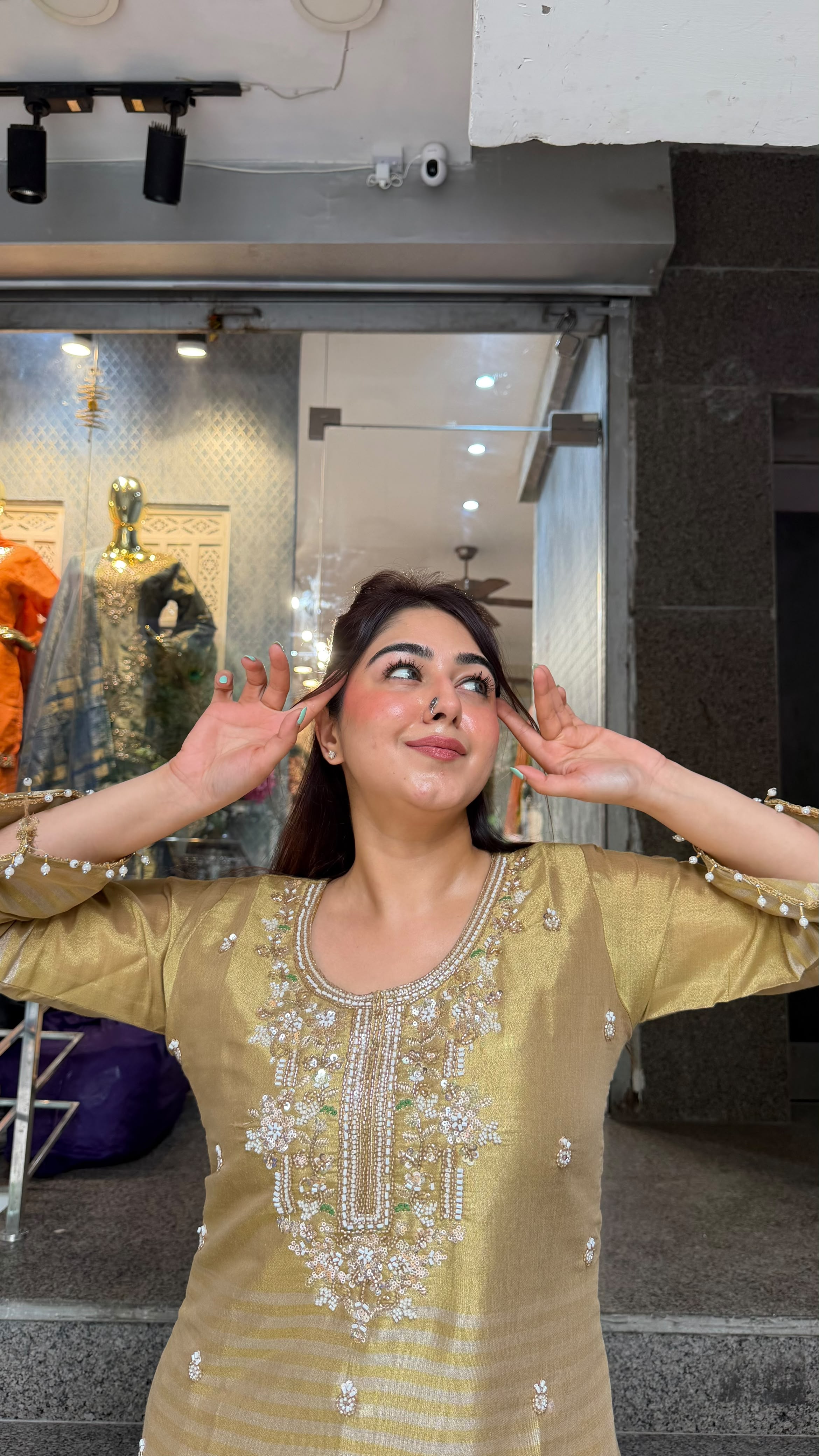 THE SOHNI FARSHI SET