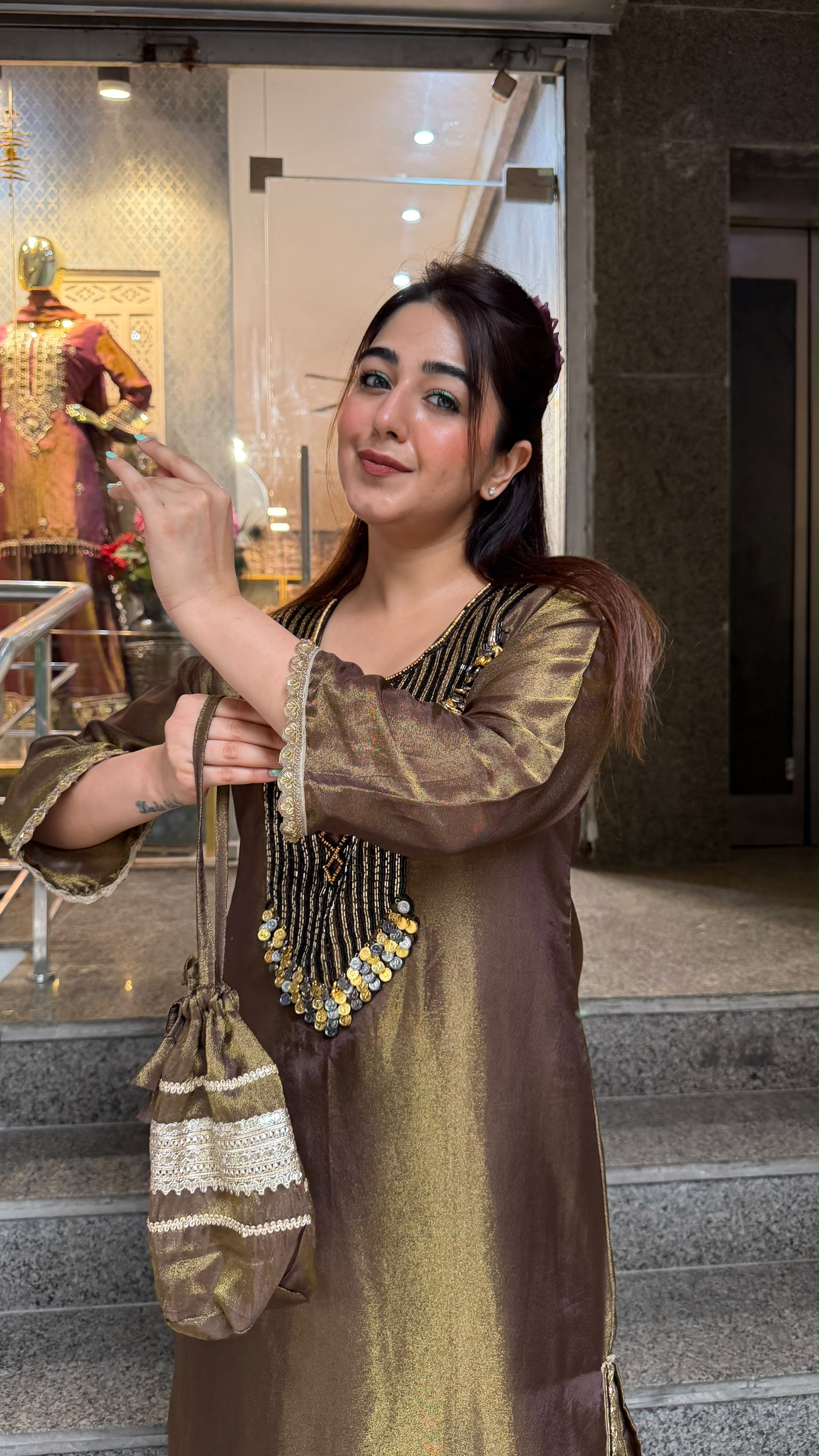 THE CHAMKILA LONG SET
