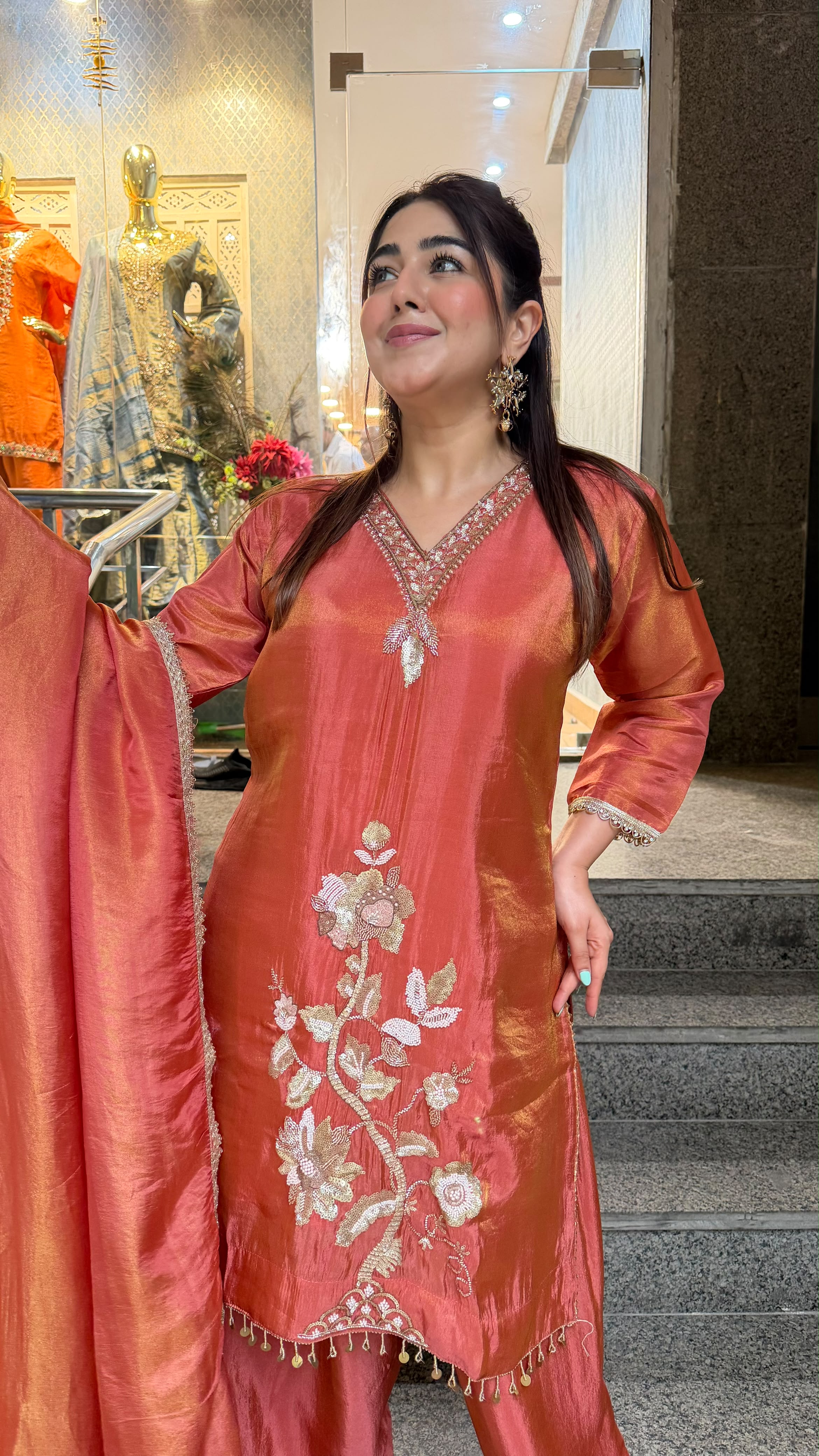 THE GULNAAR FARSHI SET