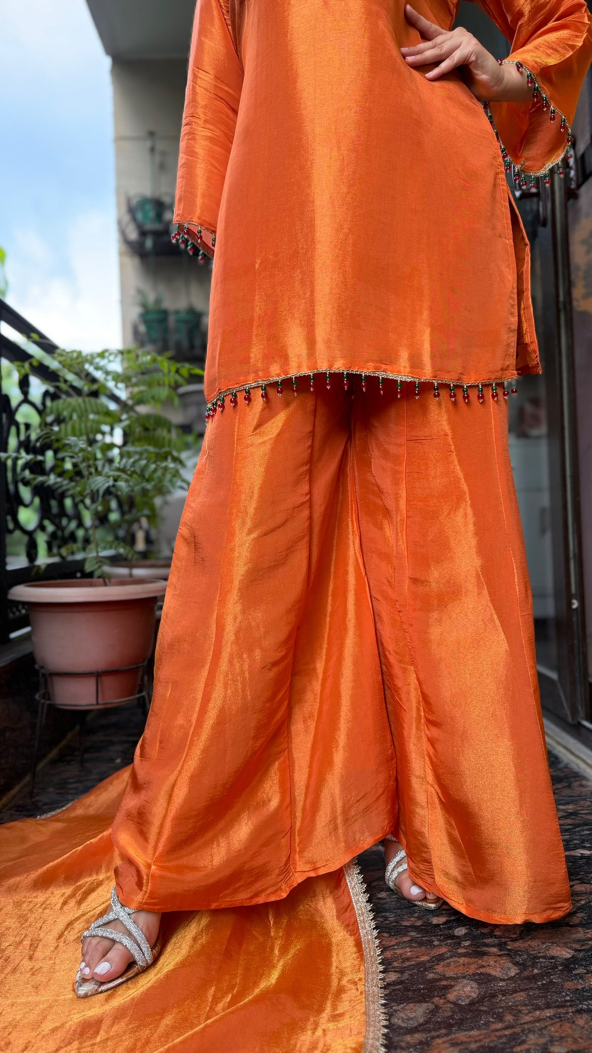 THE RATANAVI SHARARA SET