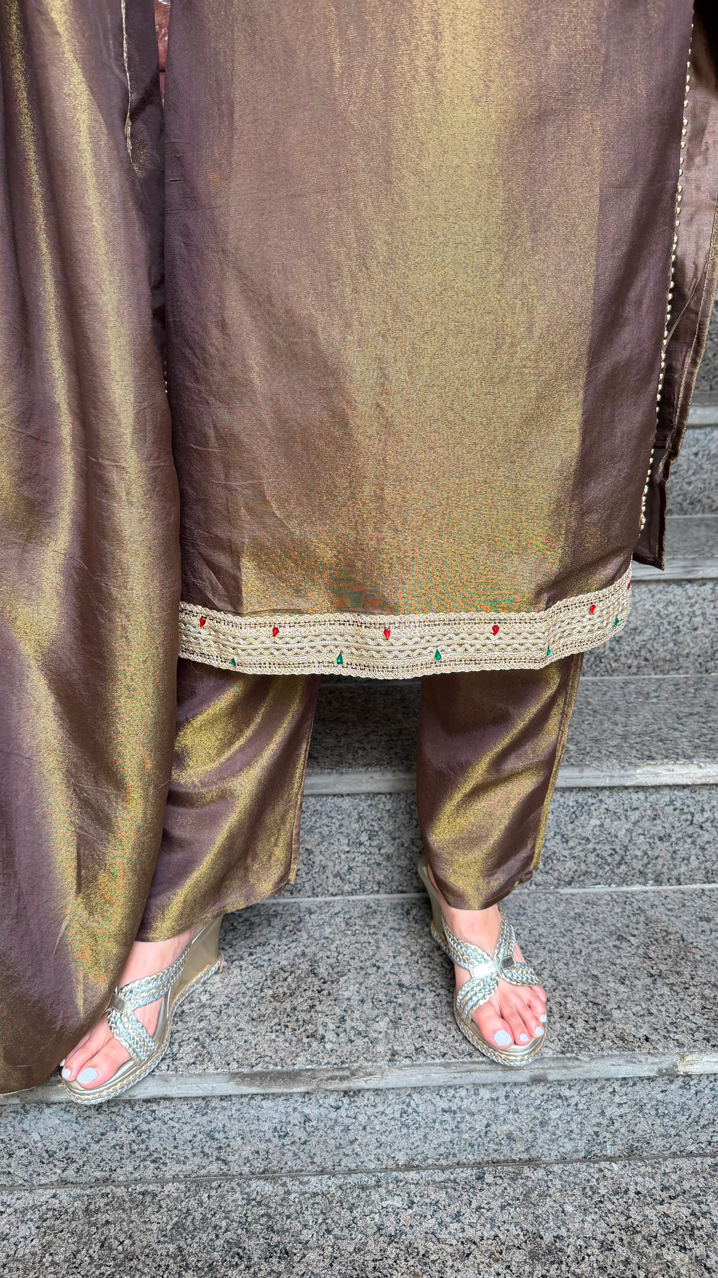 THE MAHARANI SUIT
