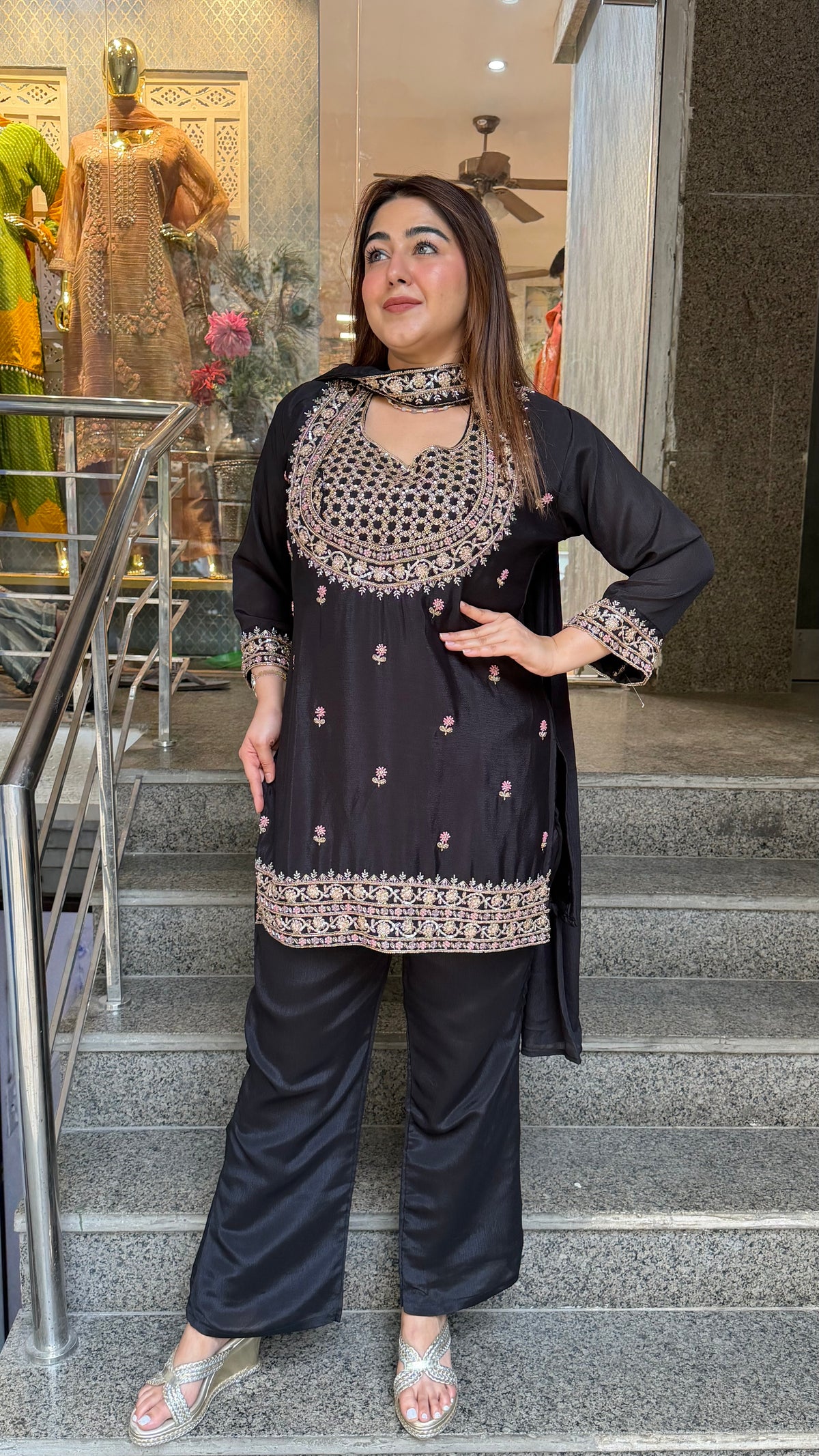 THE SITARA CHOLI SET