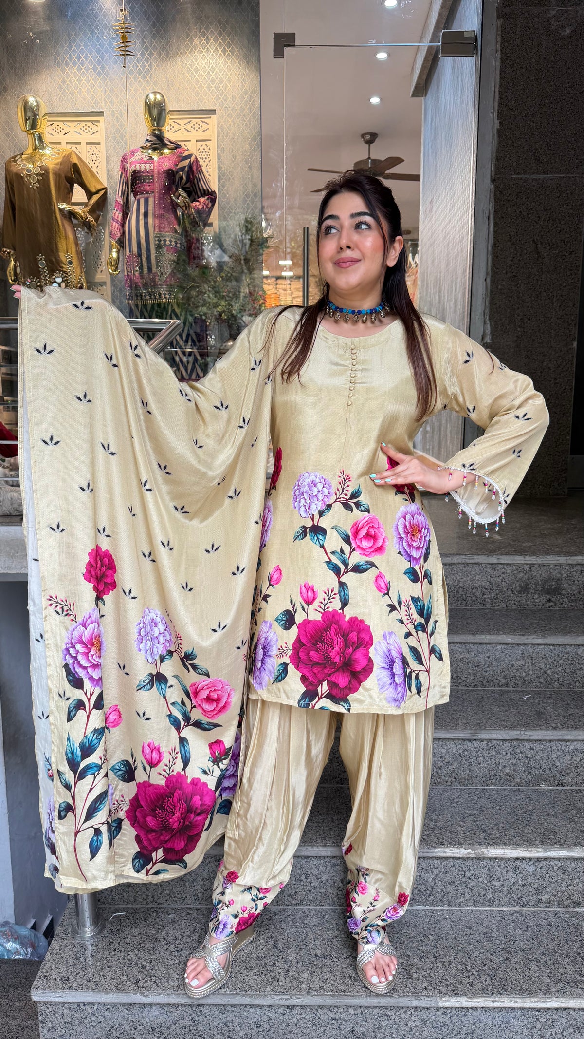 The Warda set