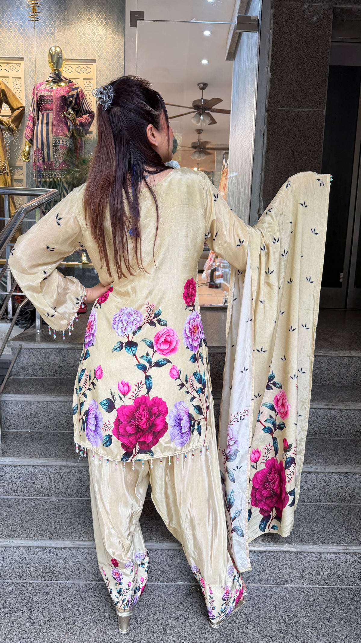 The Warda set