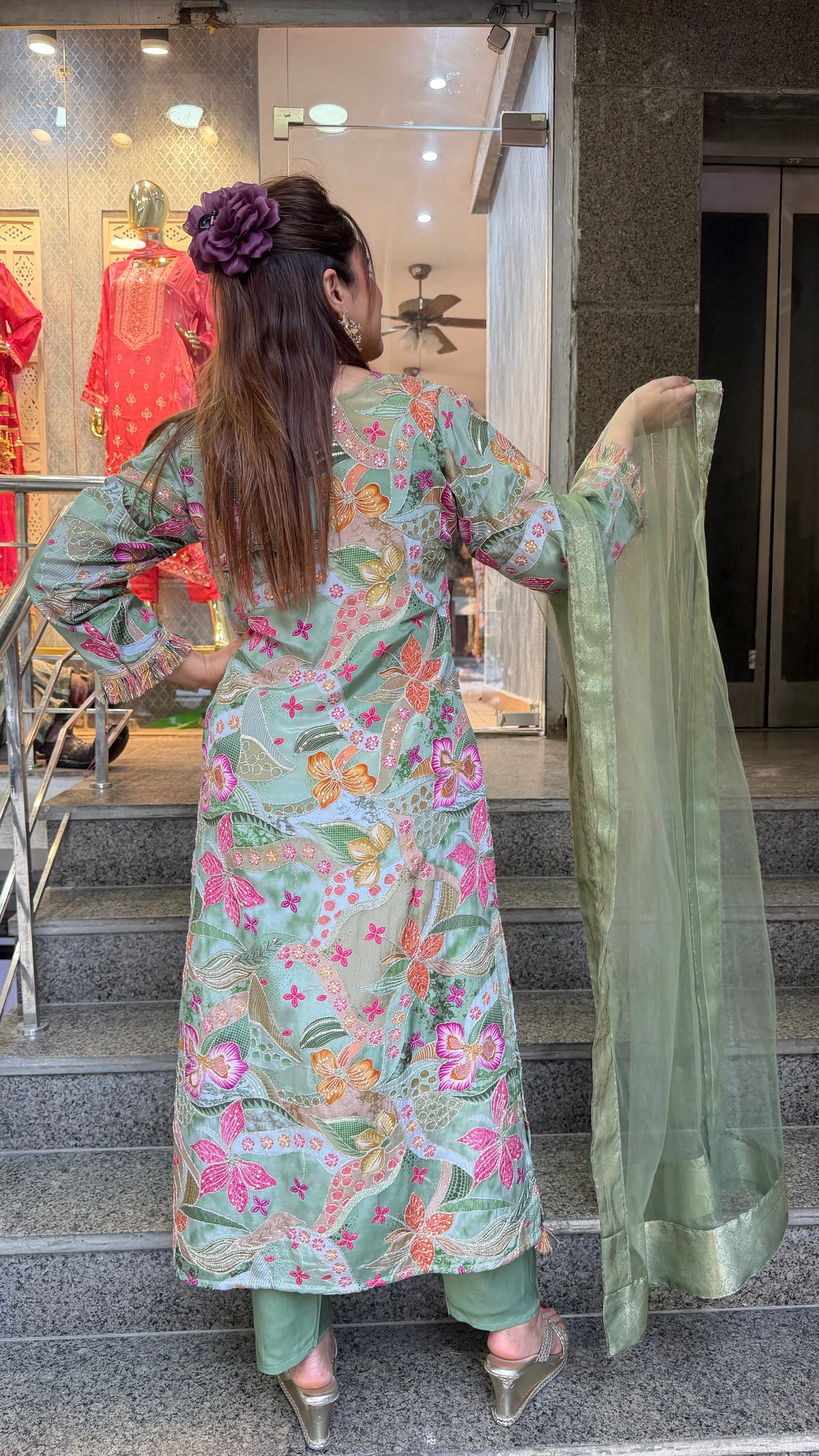 THE JUGNI SUIT