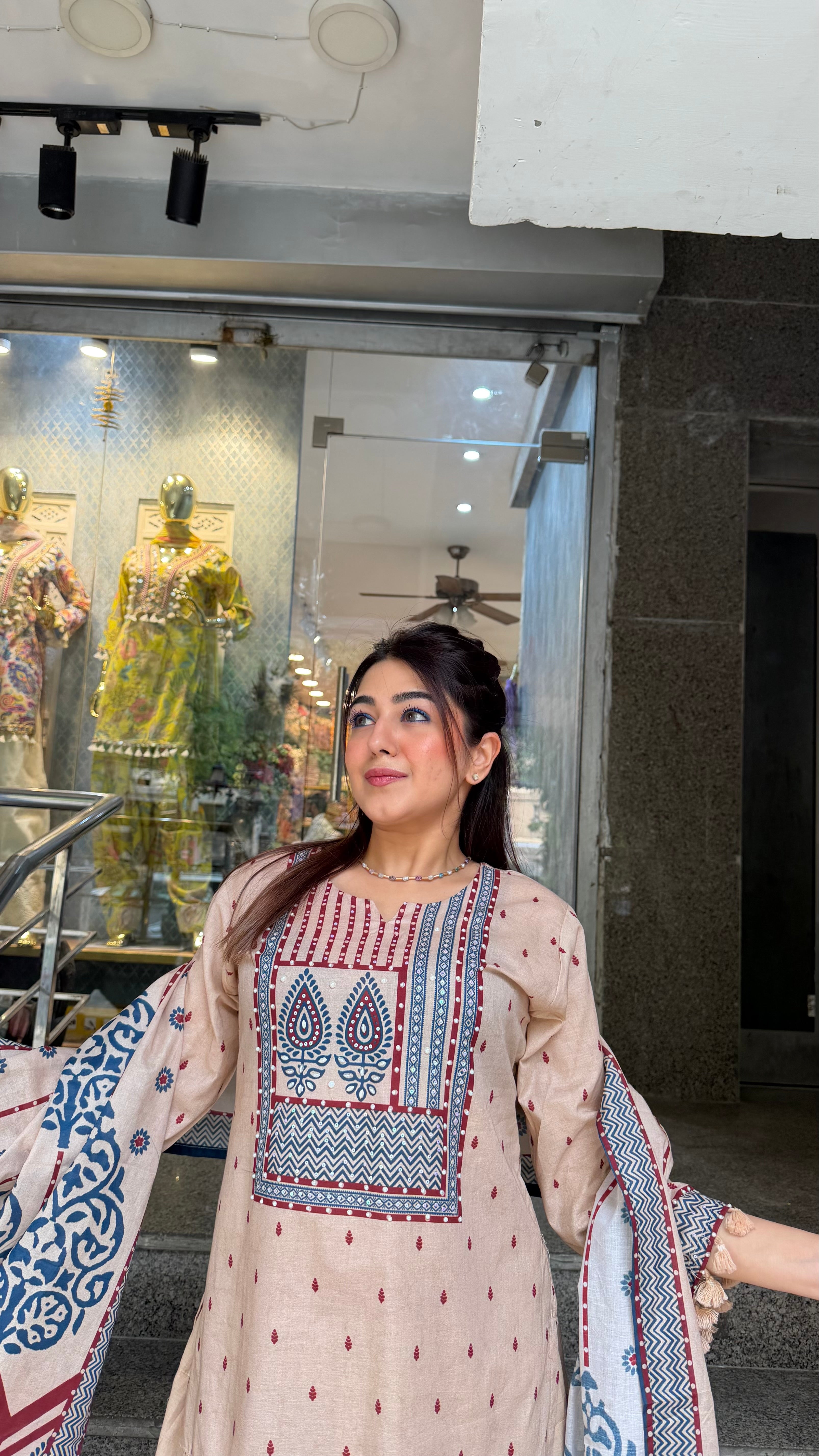 The Kari Farshi