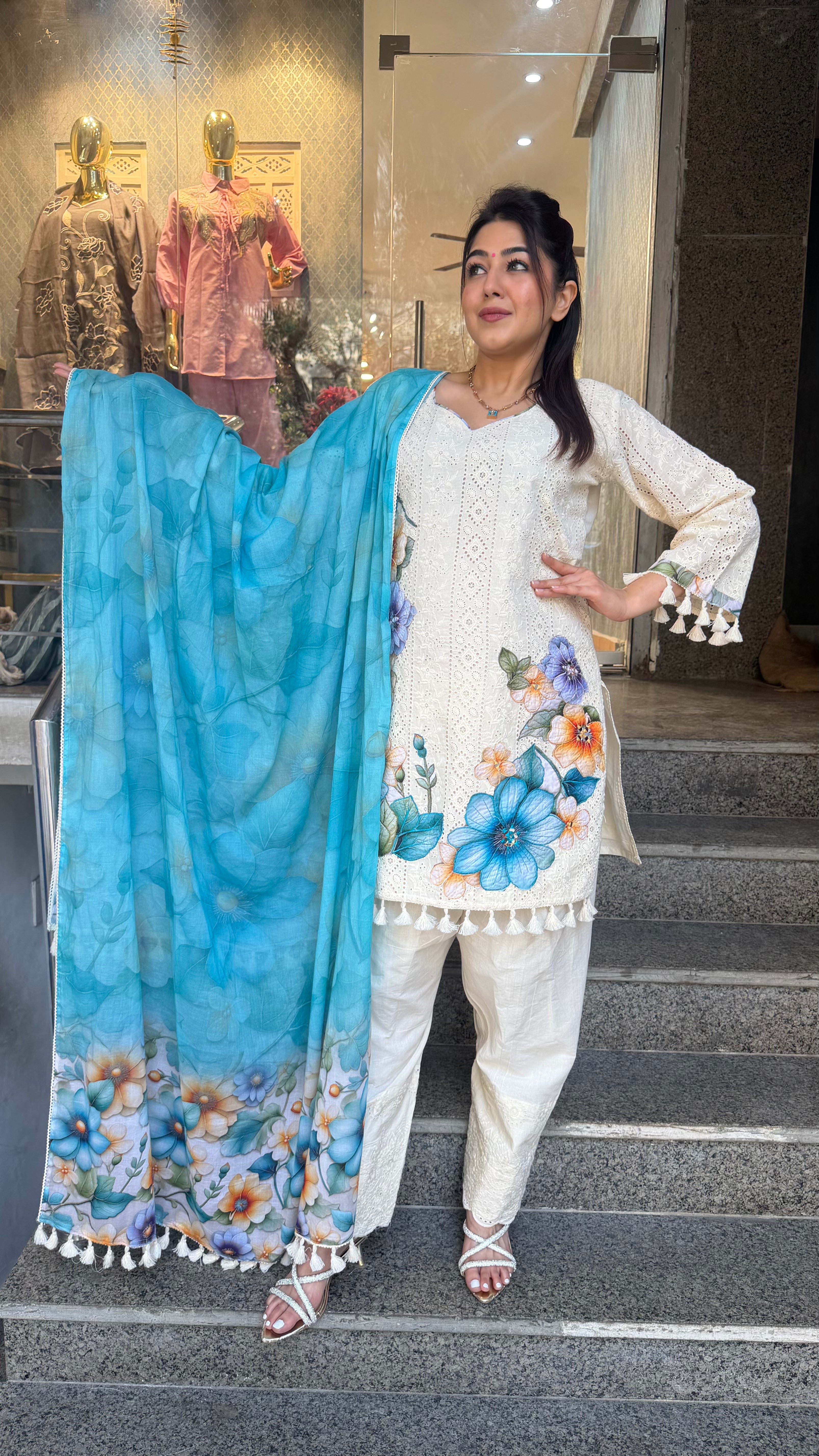 The Aasmaan Farshi Suit