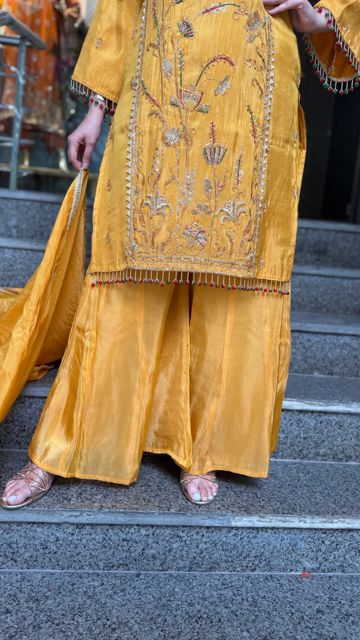 THE PANKHUDI SHARARA