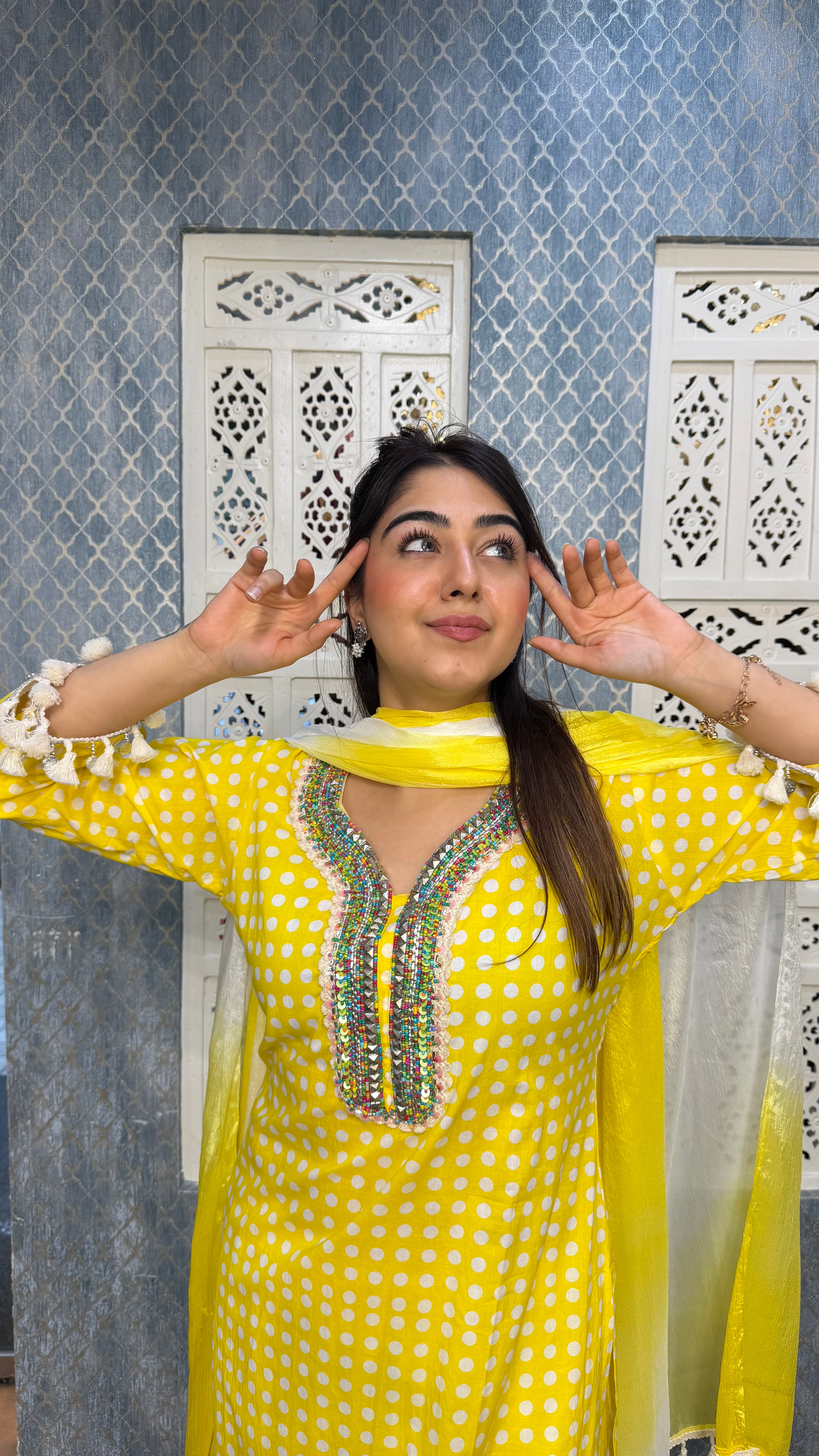 The Bindi Farshi